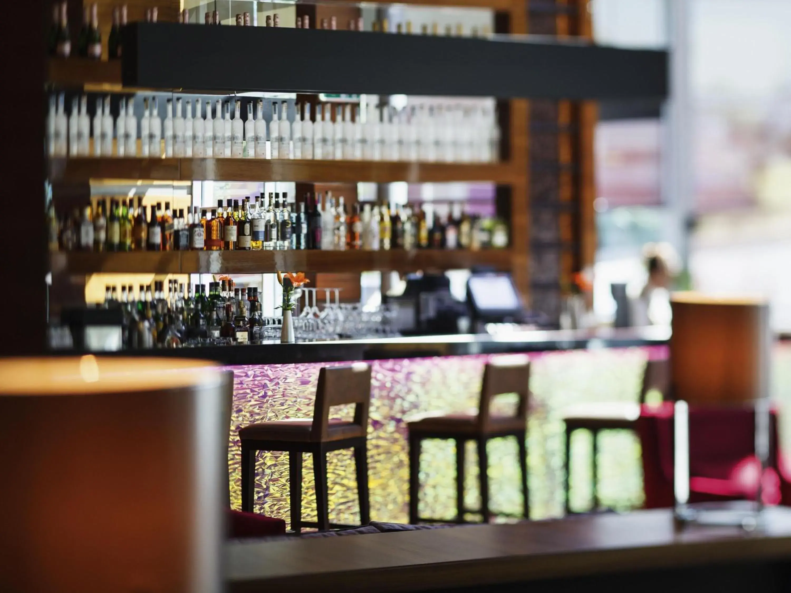 Lounge or bar in Movenpick Hotel Ankara Lounge or bar in Movenpick Hotel Ankara