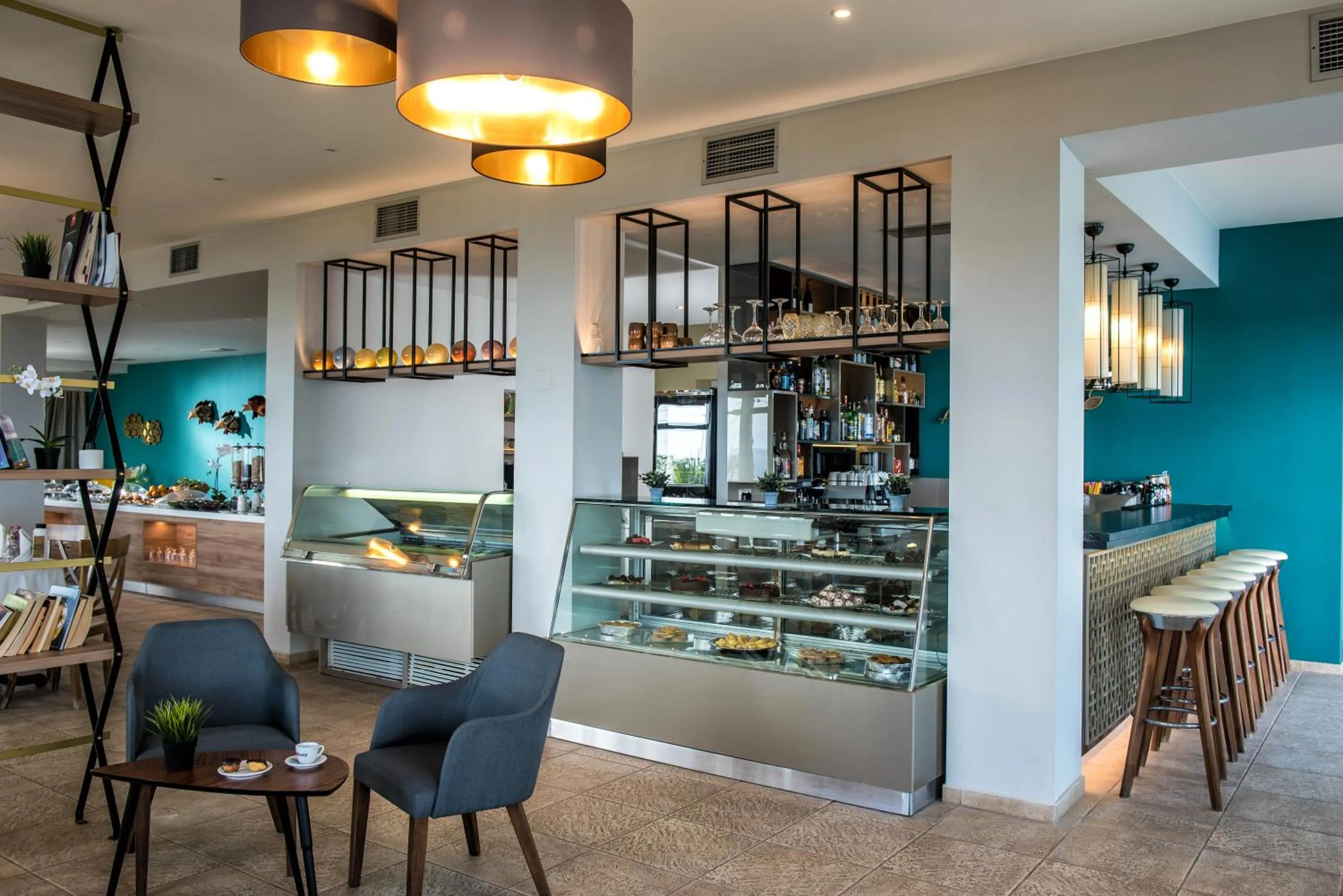 Lounge or bar in Happy Cretan Suites