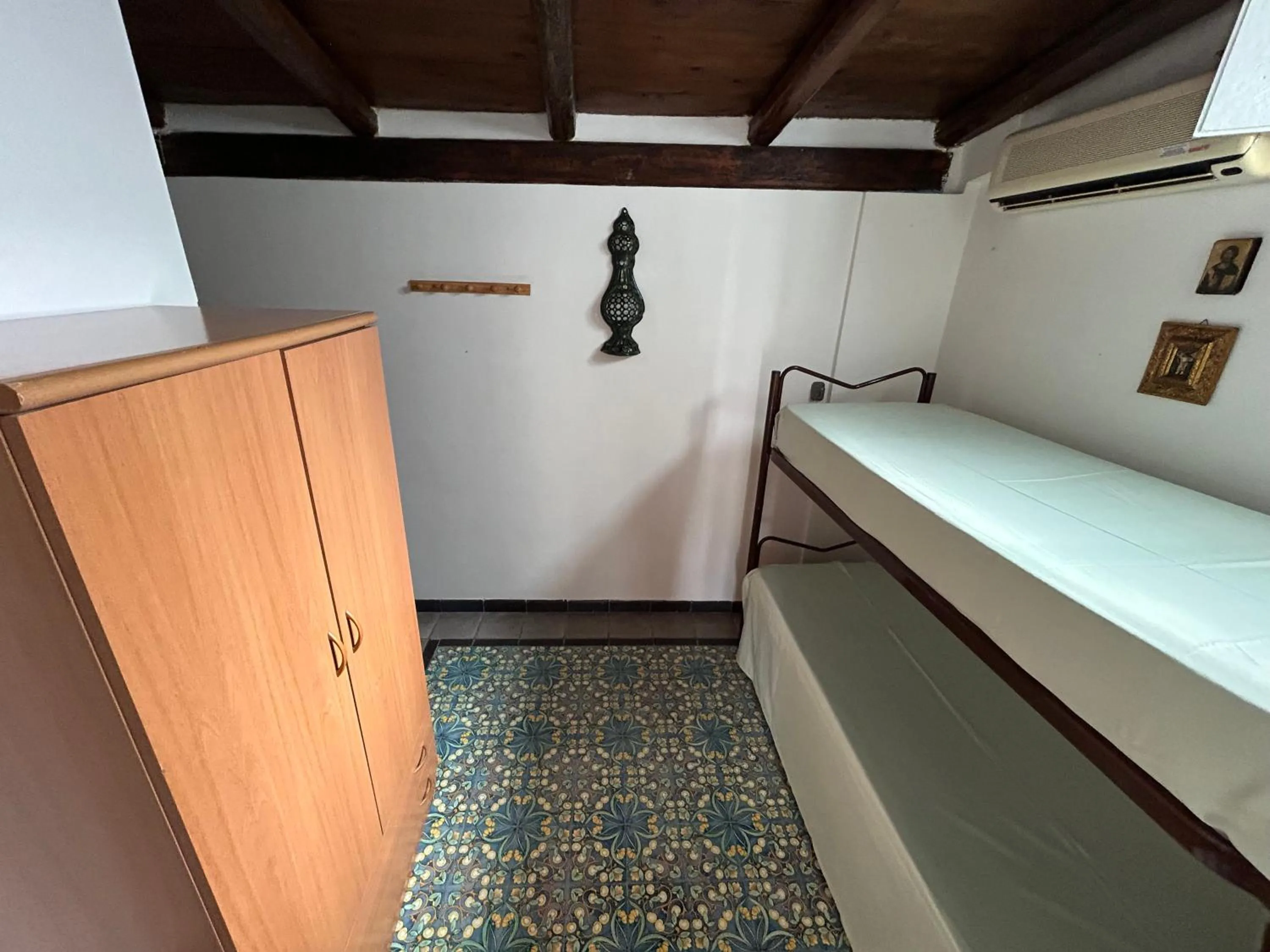 Photo of the whole room, Bed in Federico Re