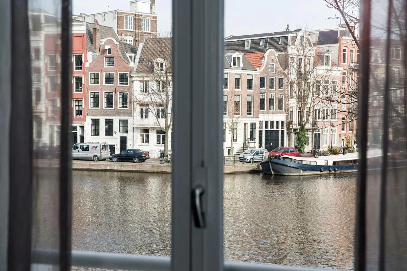 Street view in Eden Studios and Apartments