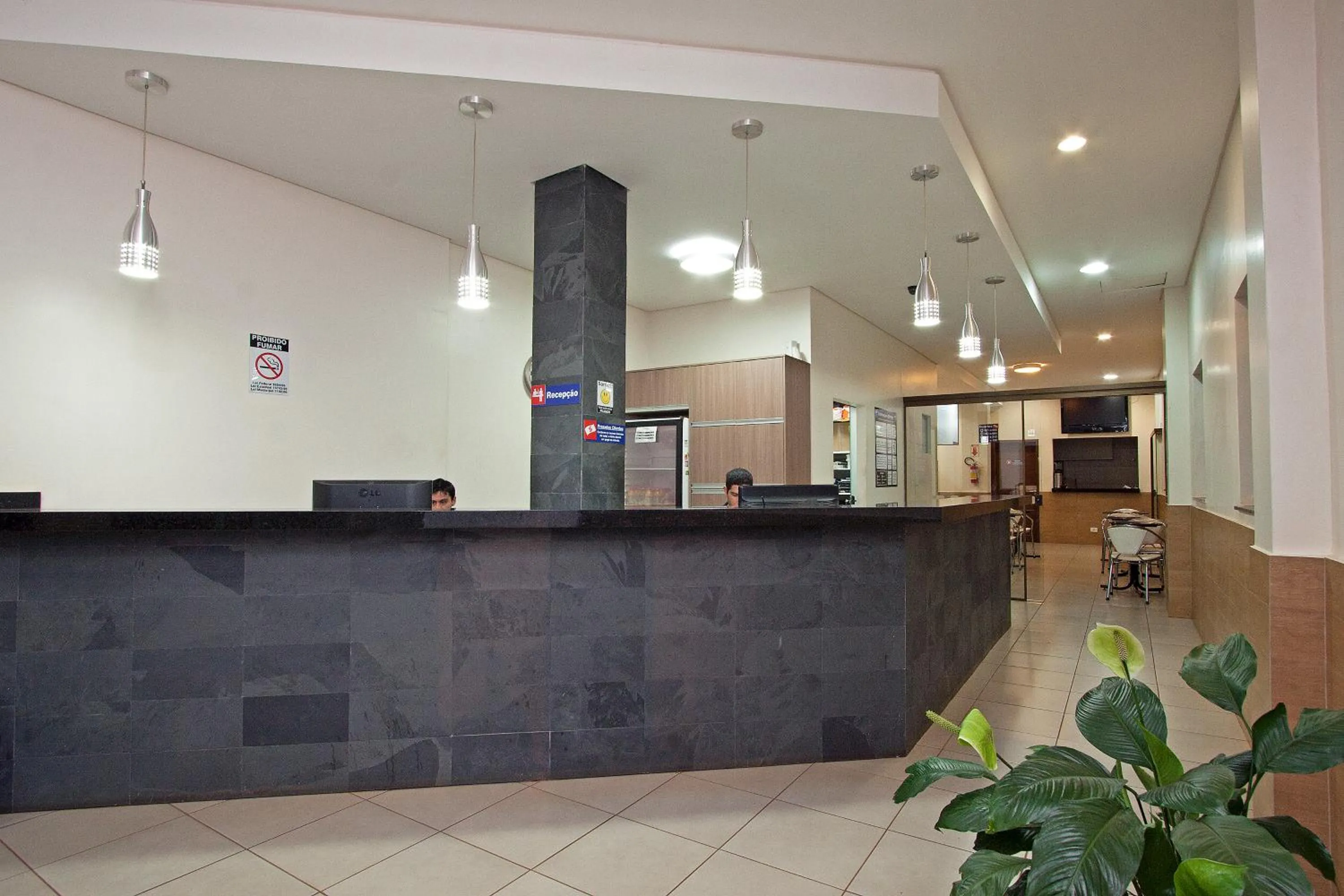 Staff in Hotel Ipiranga Maringa