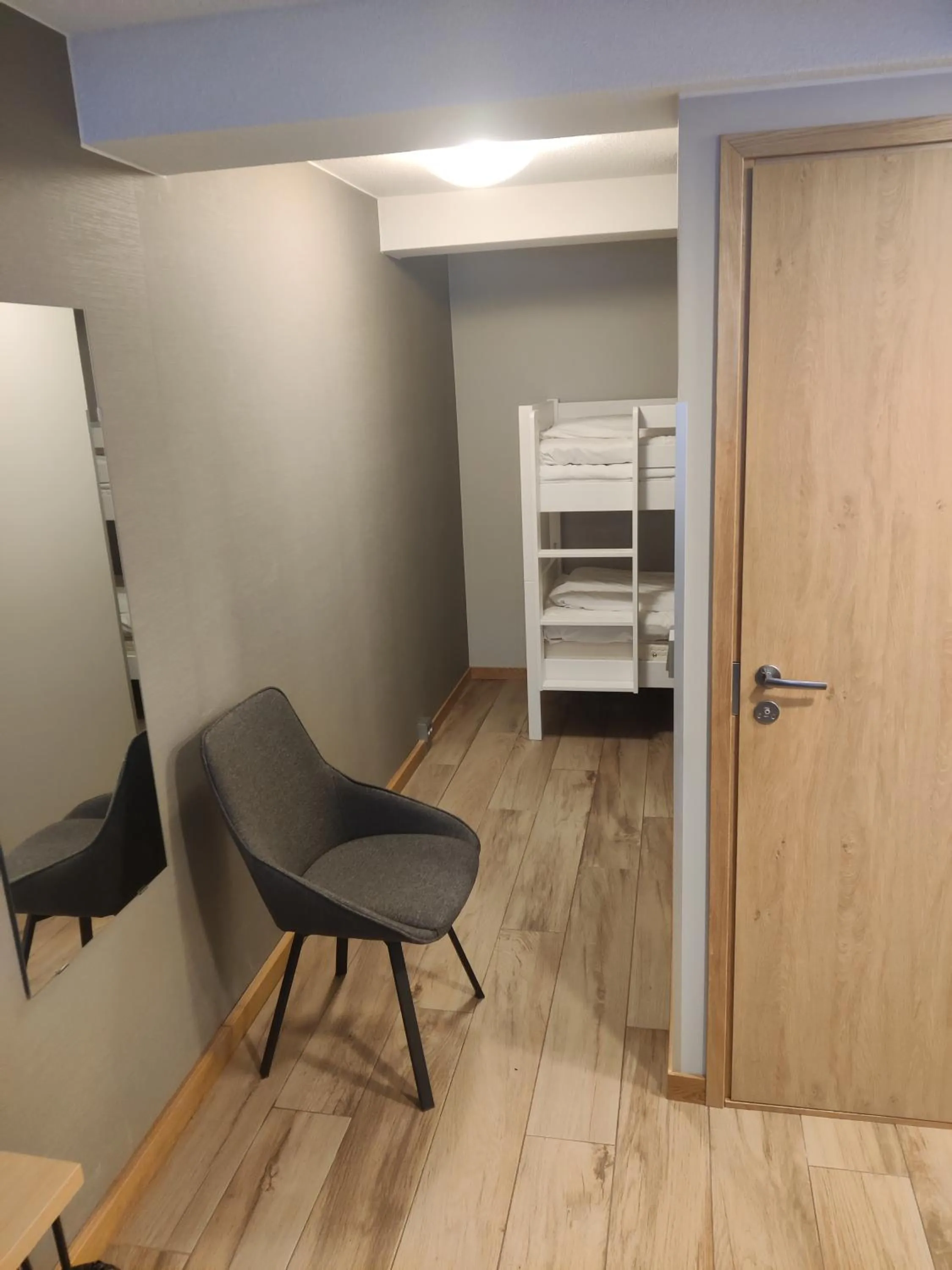 Seating area in Hotelli Toivola