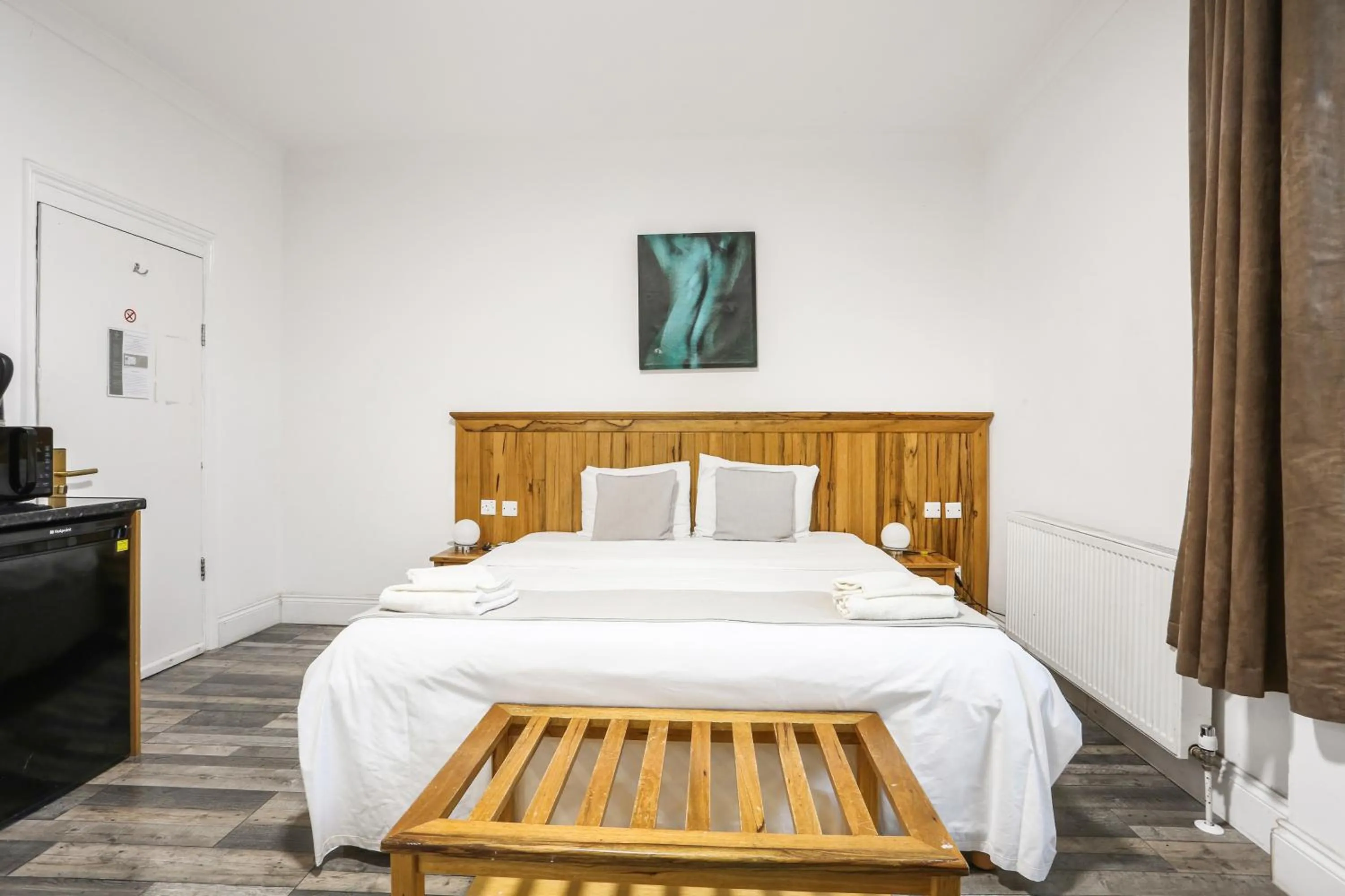 Bed in BeiRoom Hyde Park Apartments