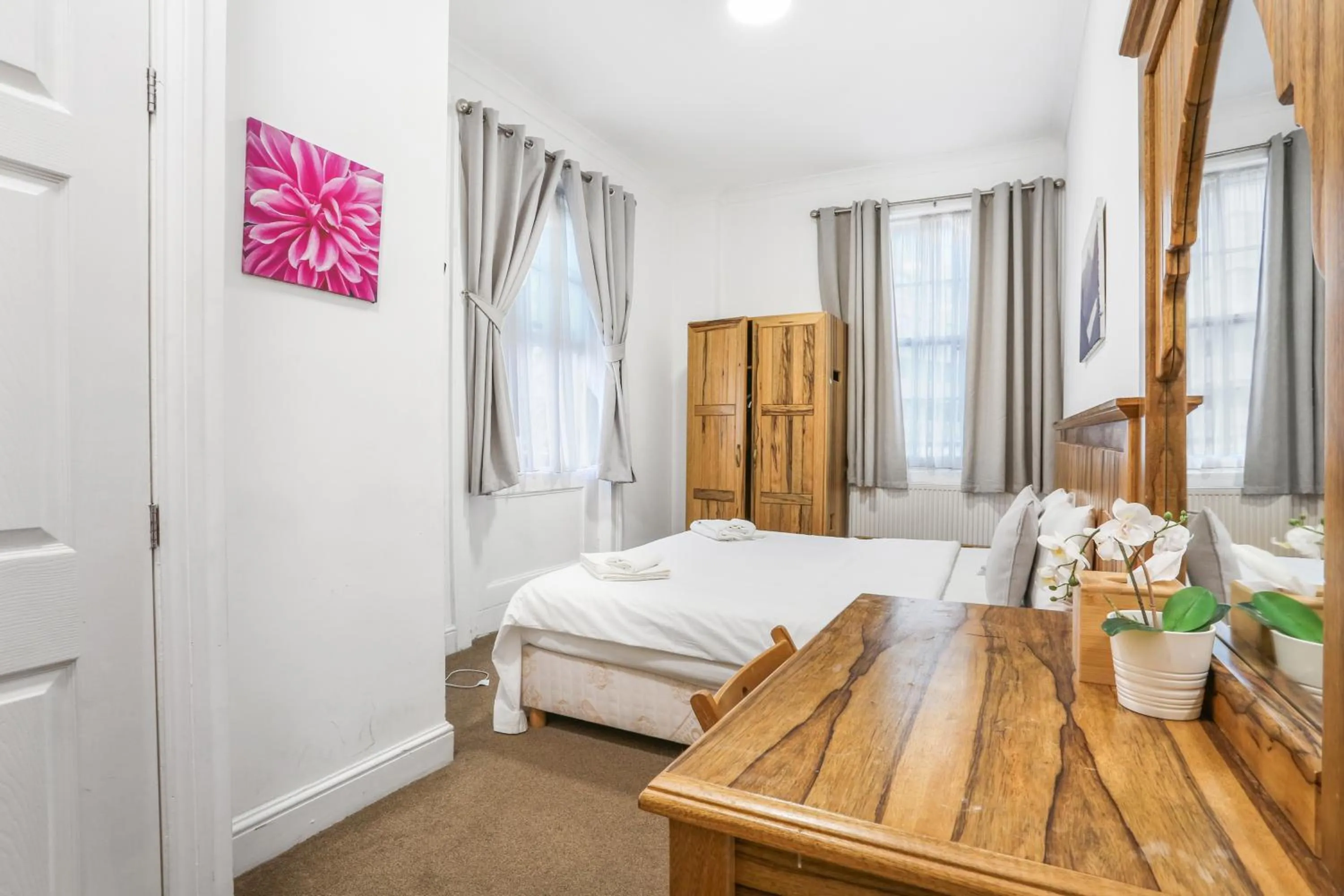 Photo of the whole room, Bed in BeiRoom Hyde Park Apartments