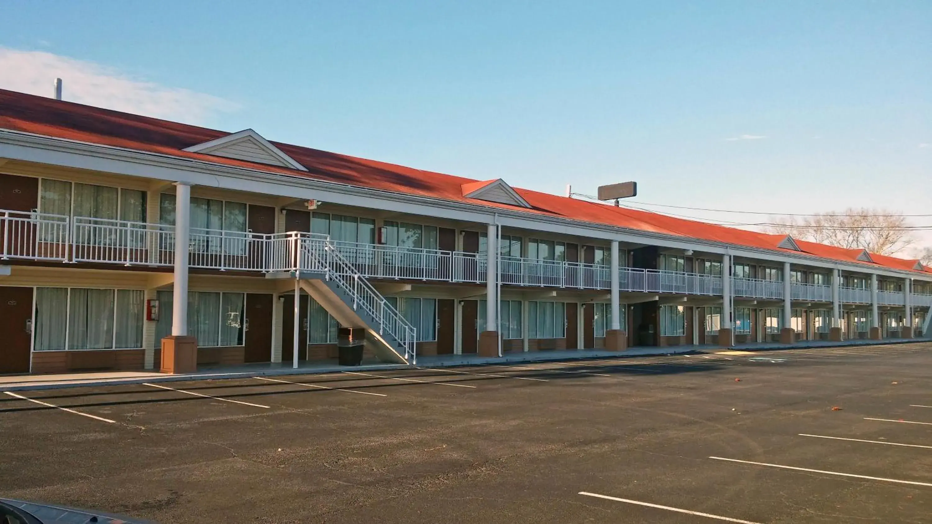 Property building in Motel 6-Brunswick, GA Property building in Motel 6-Brunswick, GA