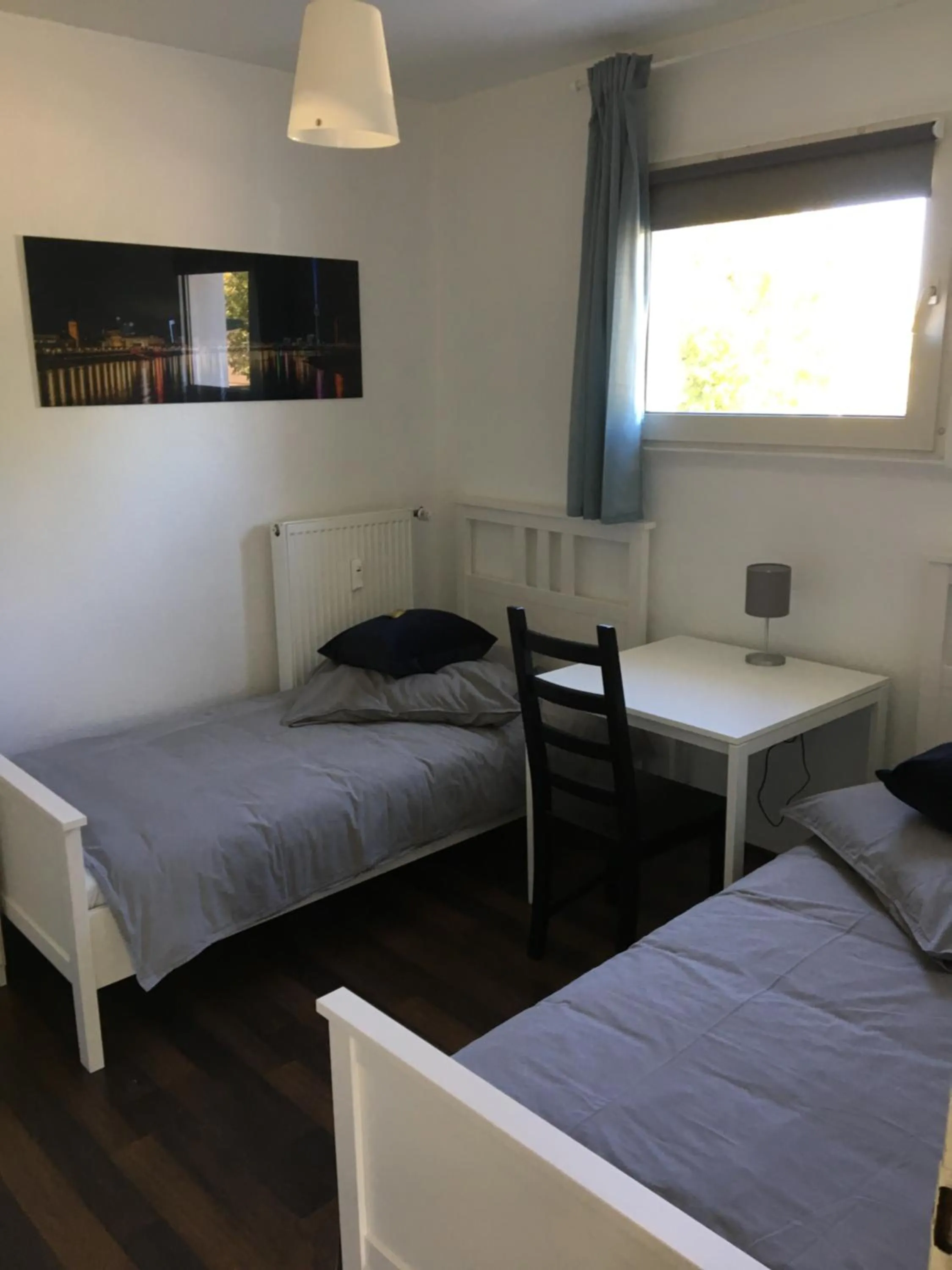 Bedroom, Bed in Zum armen Mann