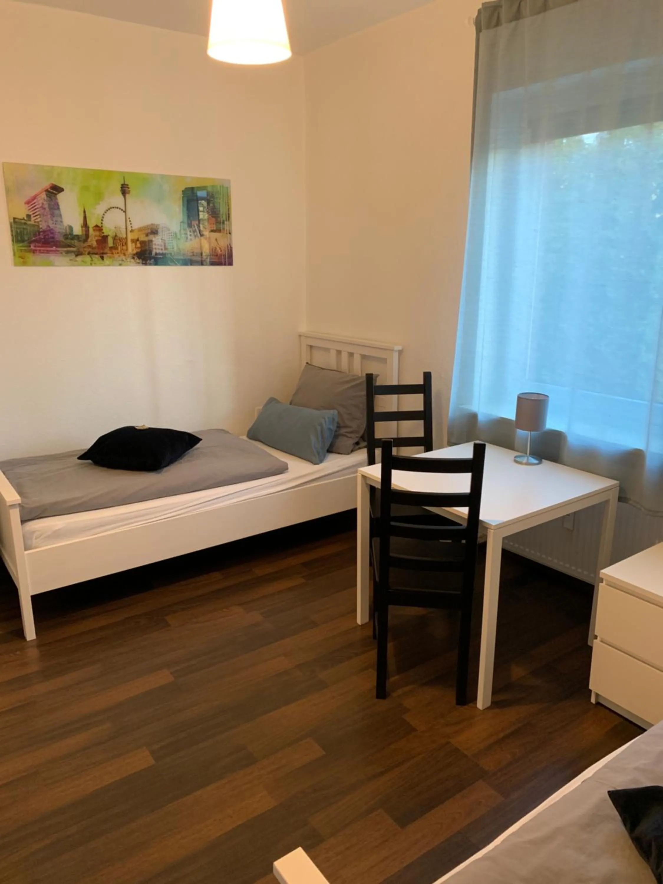 Bedroom, Bed in Zum armen Mann