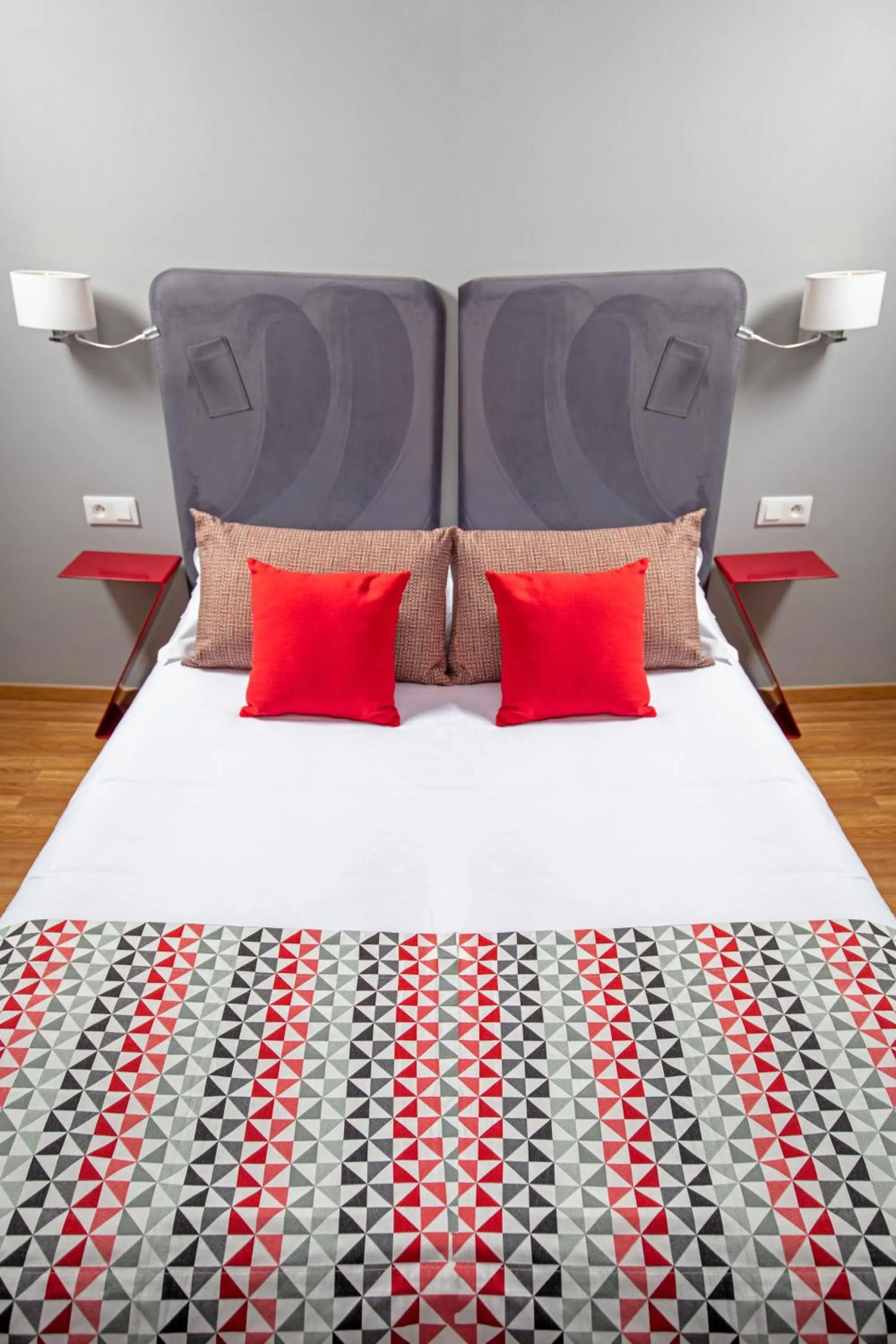 Bed in Hôtel Méditerranée