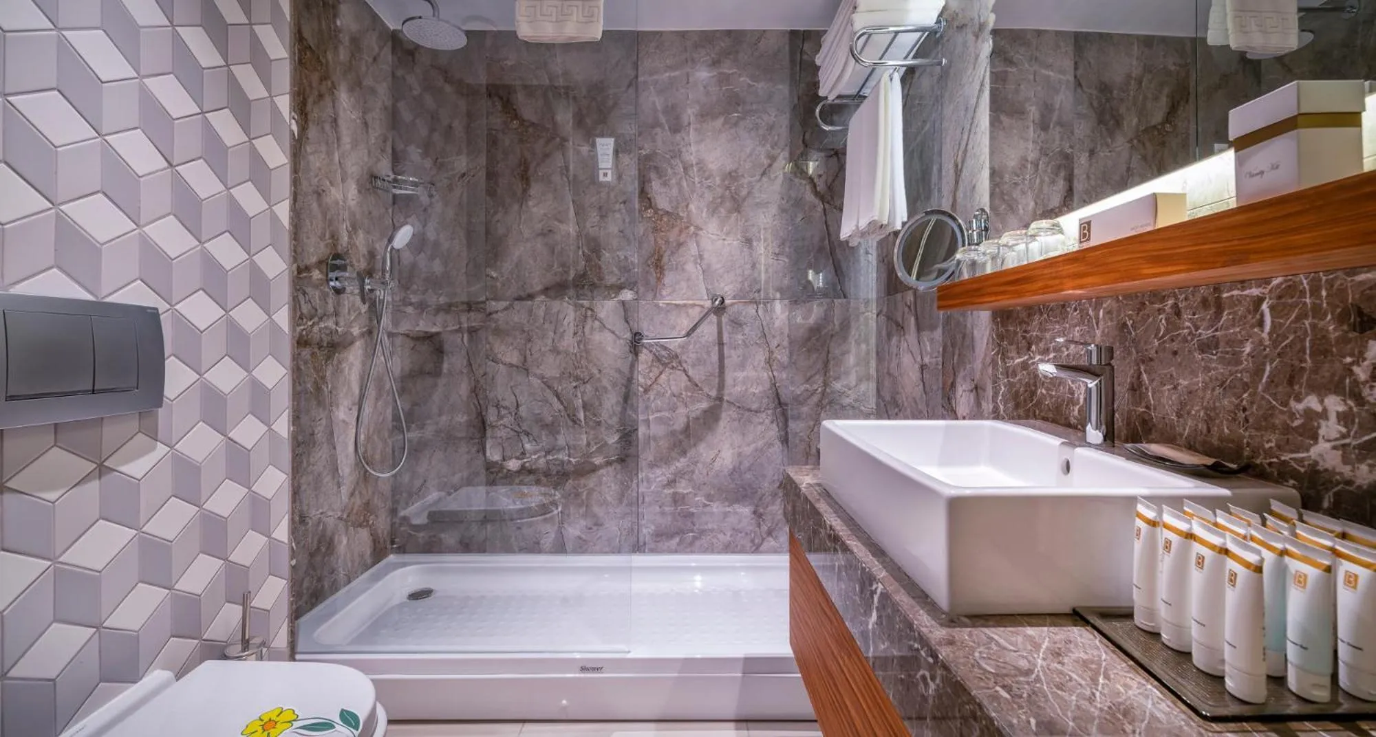 Bathroom in Baia Lara Hotel