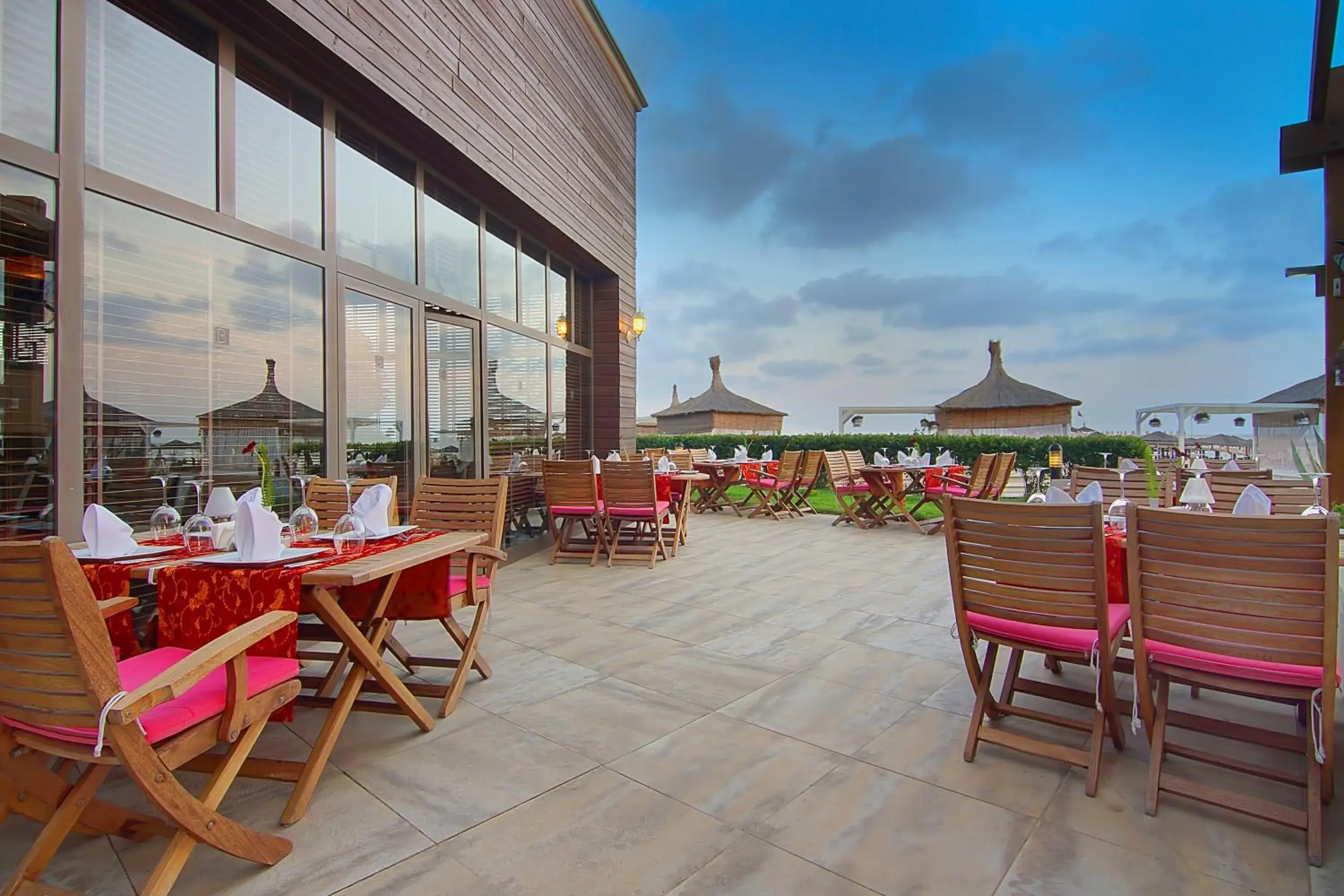 Restaurant/places to eat in Baia Lara Hotel Restaurant/places to eat in Baia Lara Hotel