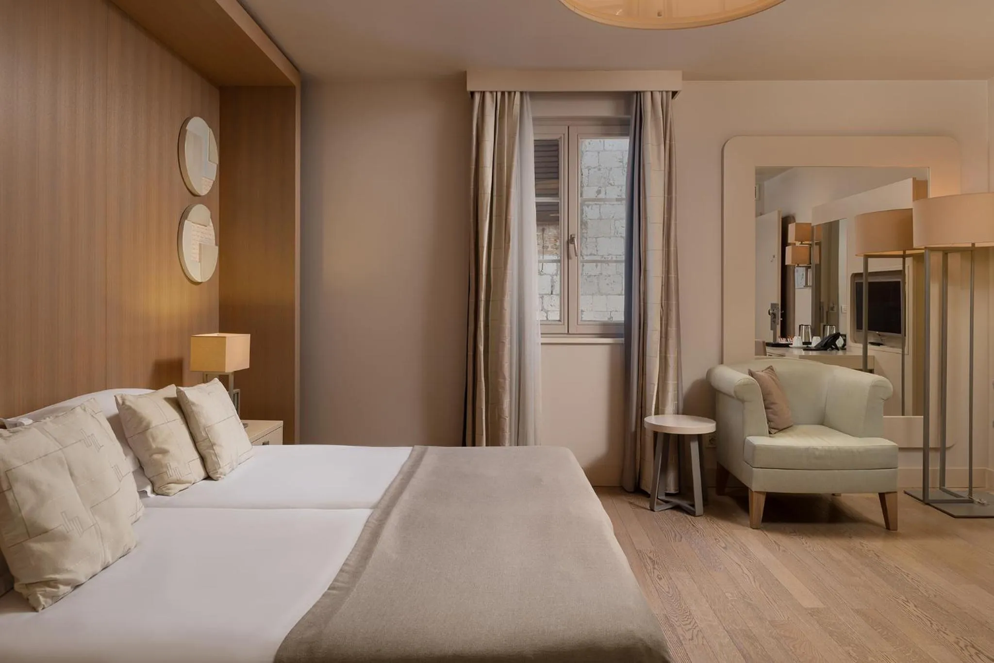 Decorative detail, Bed in Art Hotel Kalelarga