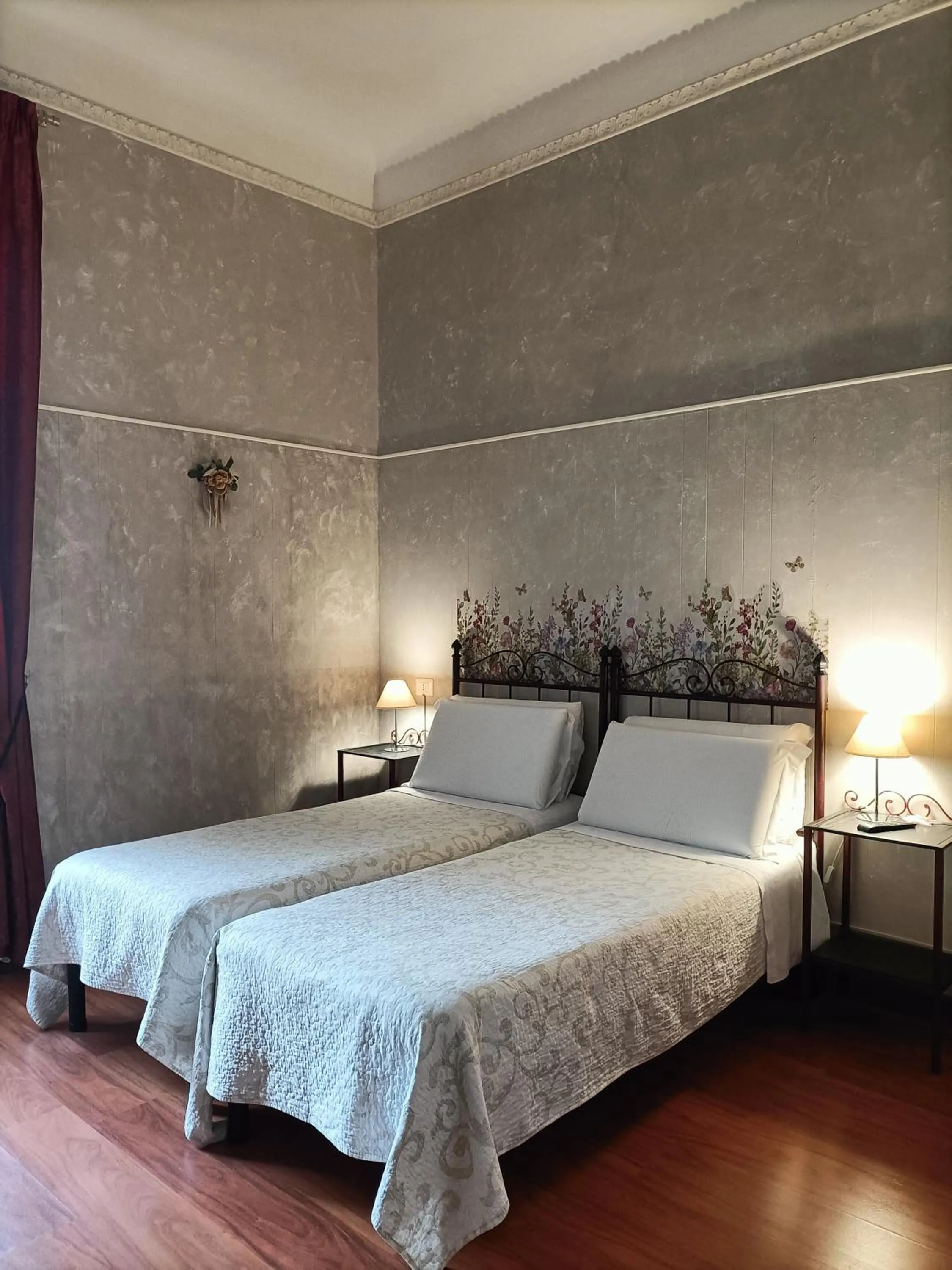 Bedroom, Bed in Rossi Hotel