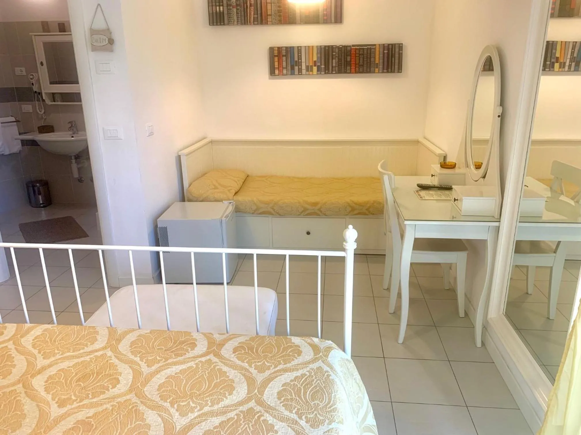 Bed in Hotel Nizza Frontemare Superior 3 Stelle