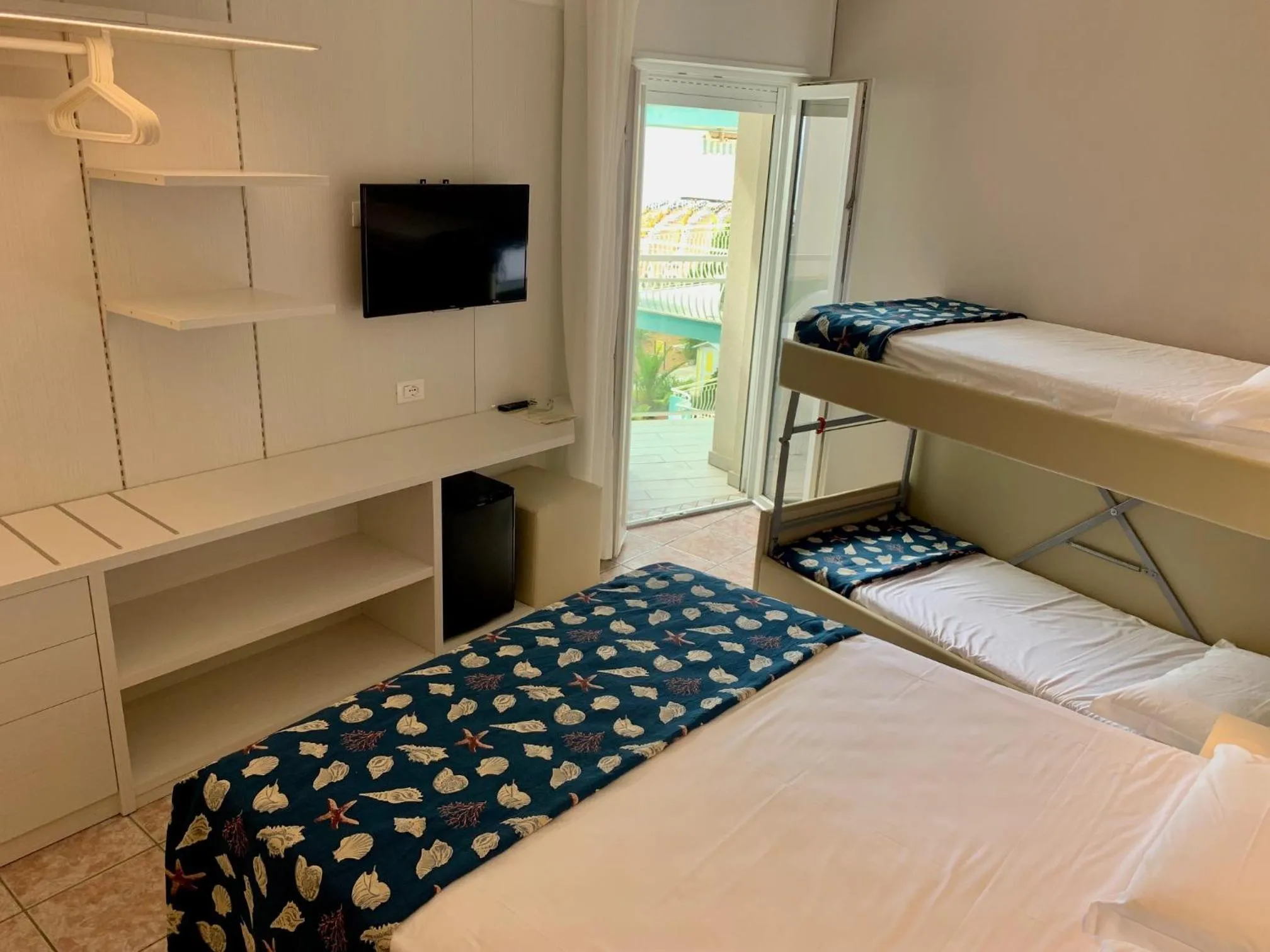 Bedroom, Bed in Hotel Nizza Frontemare Superior 3 Stelle
