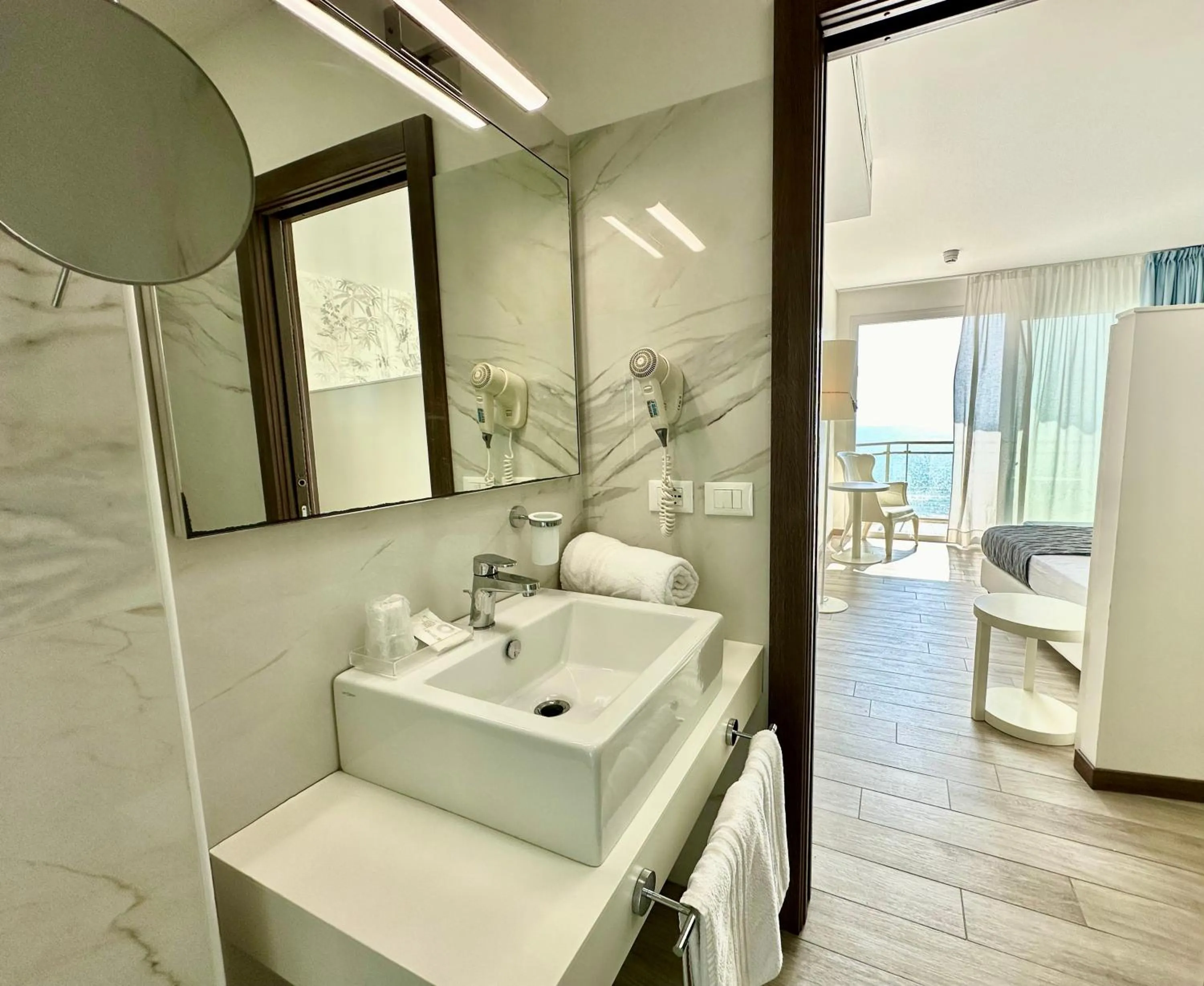 Bathroom in Hotel Nizza Frontemare Superior 3 Stelle