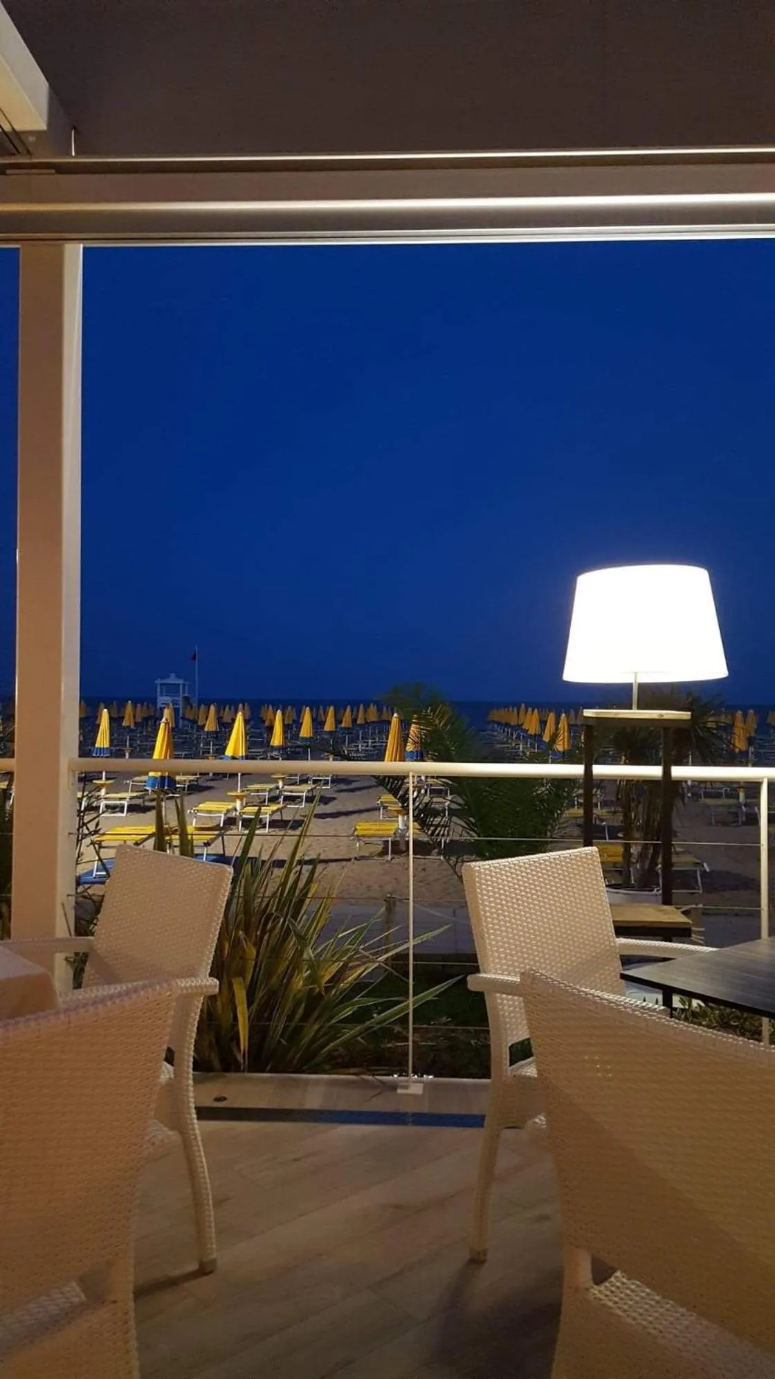Restaurant/places to eat in Hotel Nizza Frontemare Superior 3 Stelle
