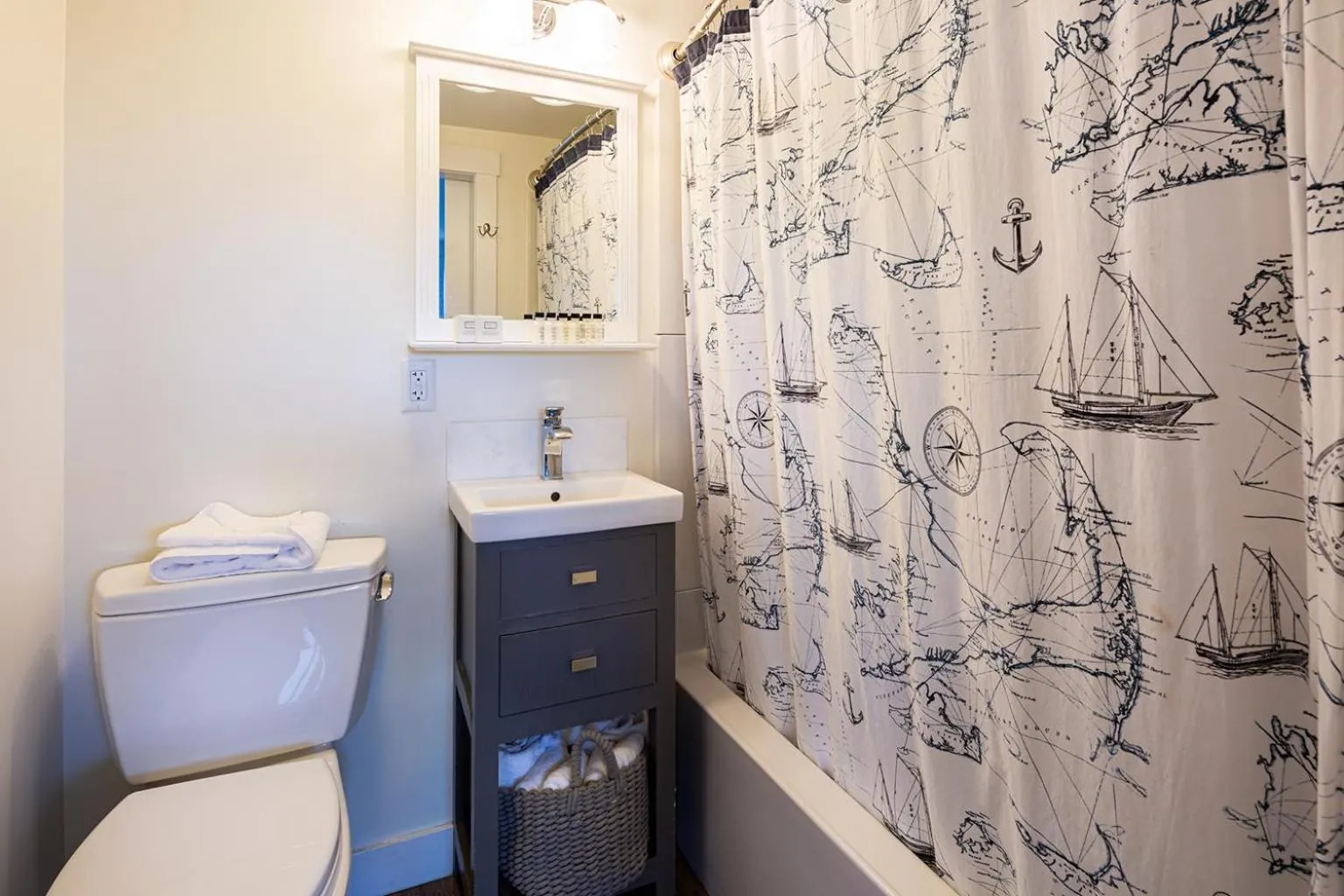 Bathroom in Breakwater Hotel