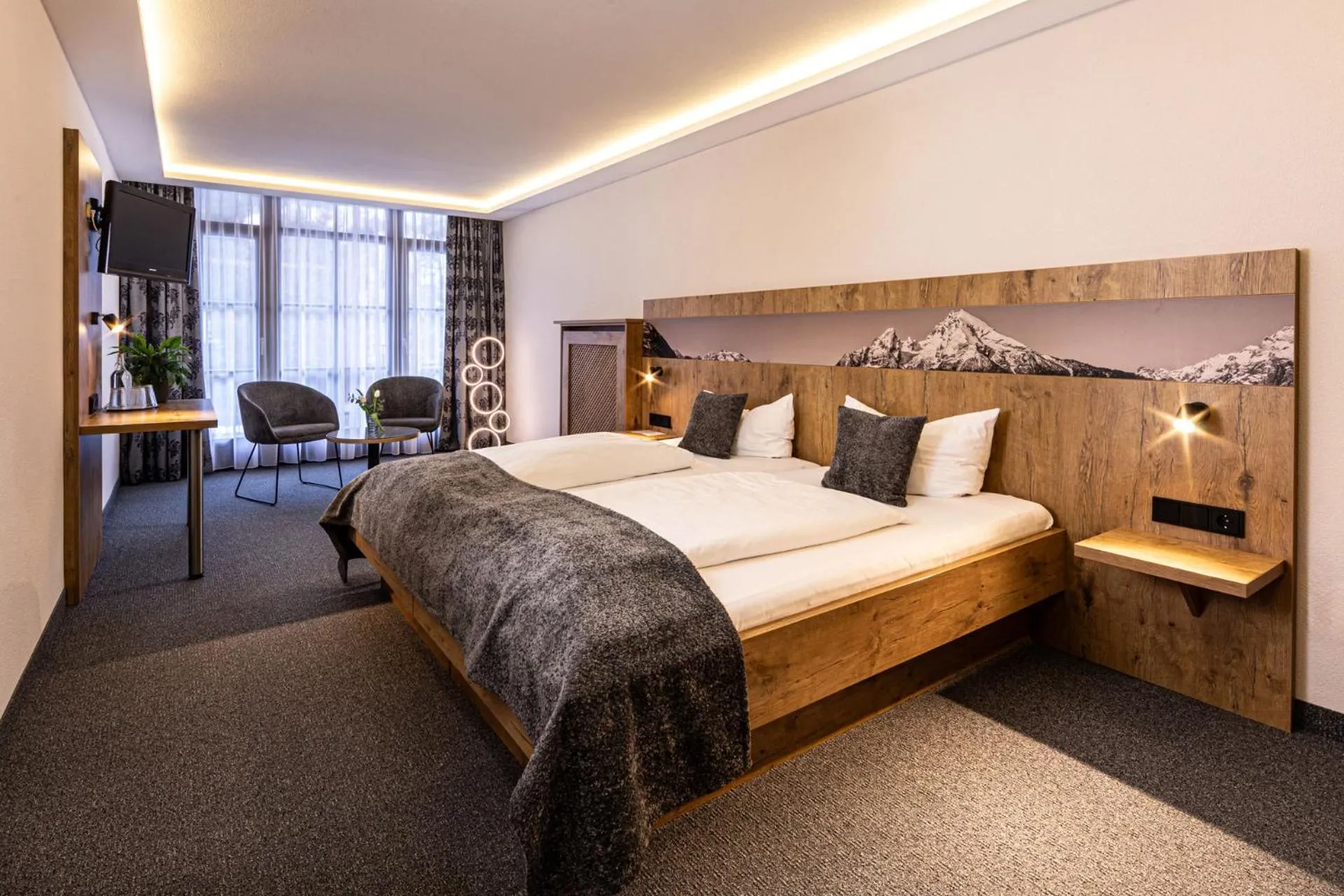 Photo of the whole room, Bed in Hotel AlpinaRos