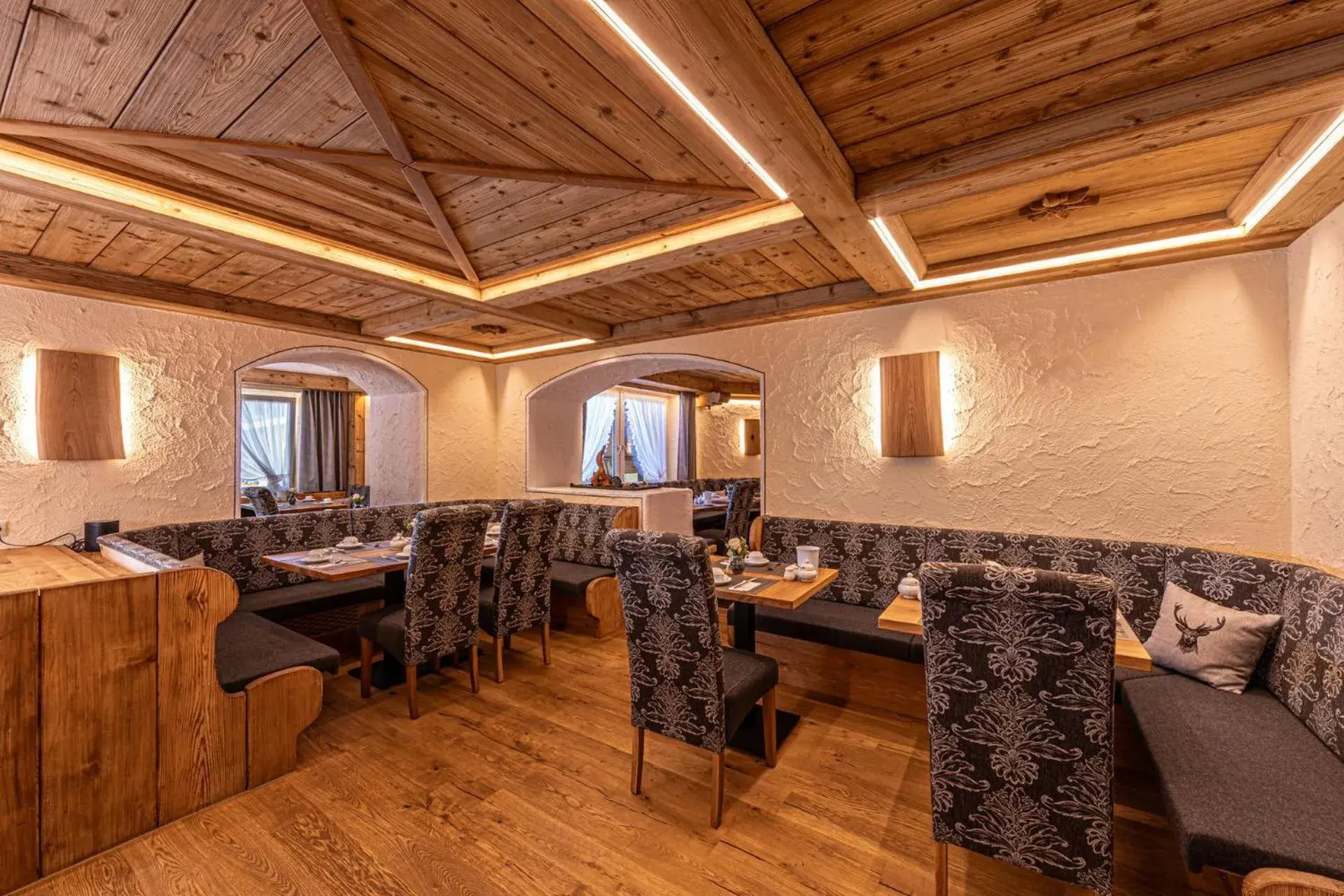 Breakfast in Hotel AlpinaRos Breakfast in Hotel AlpinaRos