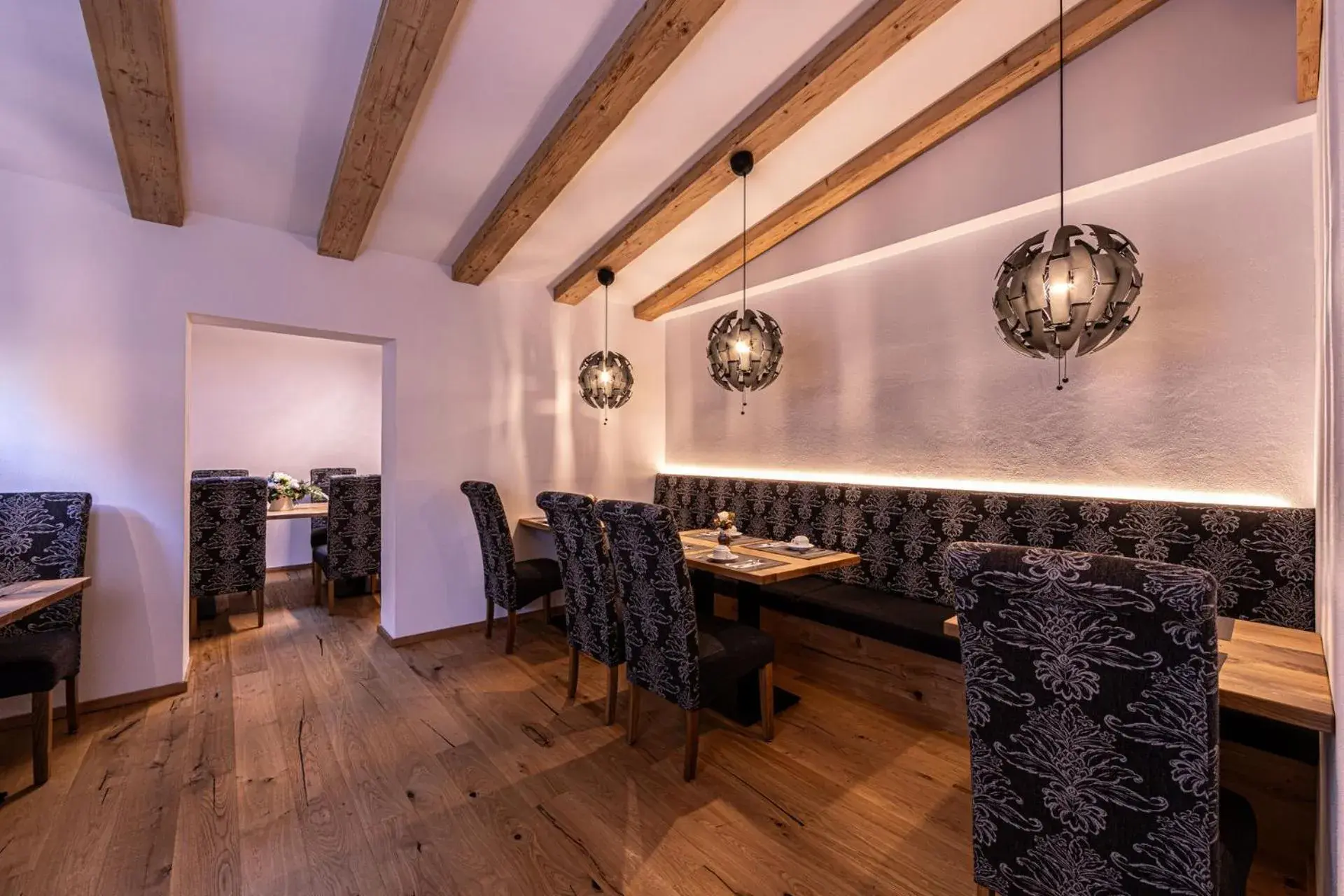 Breakfast in Hotel AlpinaRos Breakfast in Hotel AlpinaRos