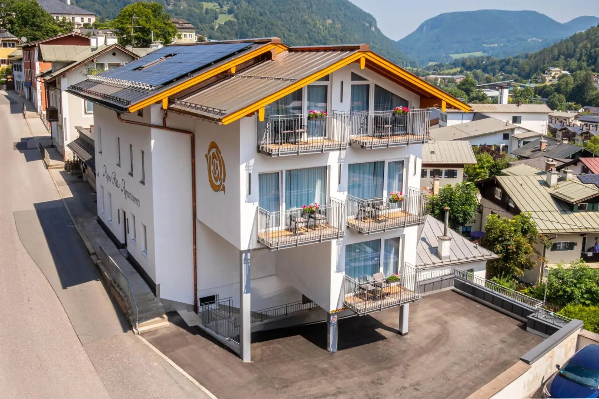 Property building in Hotel AlpinaRos Property building in Hotel AlpinaRos