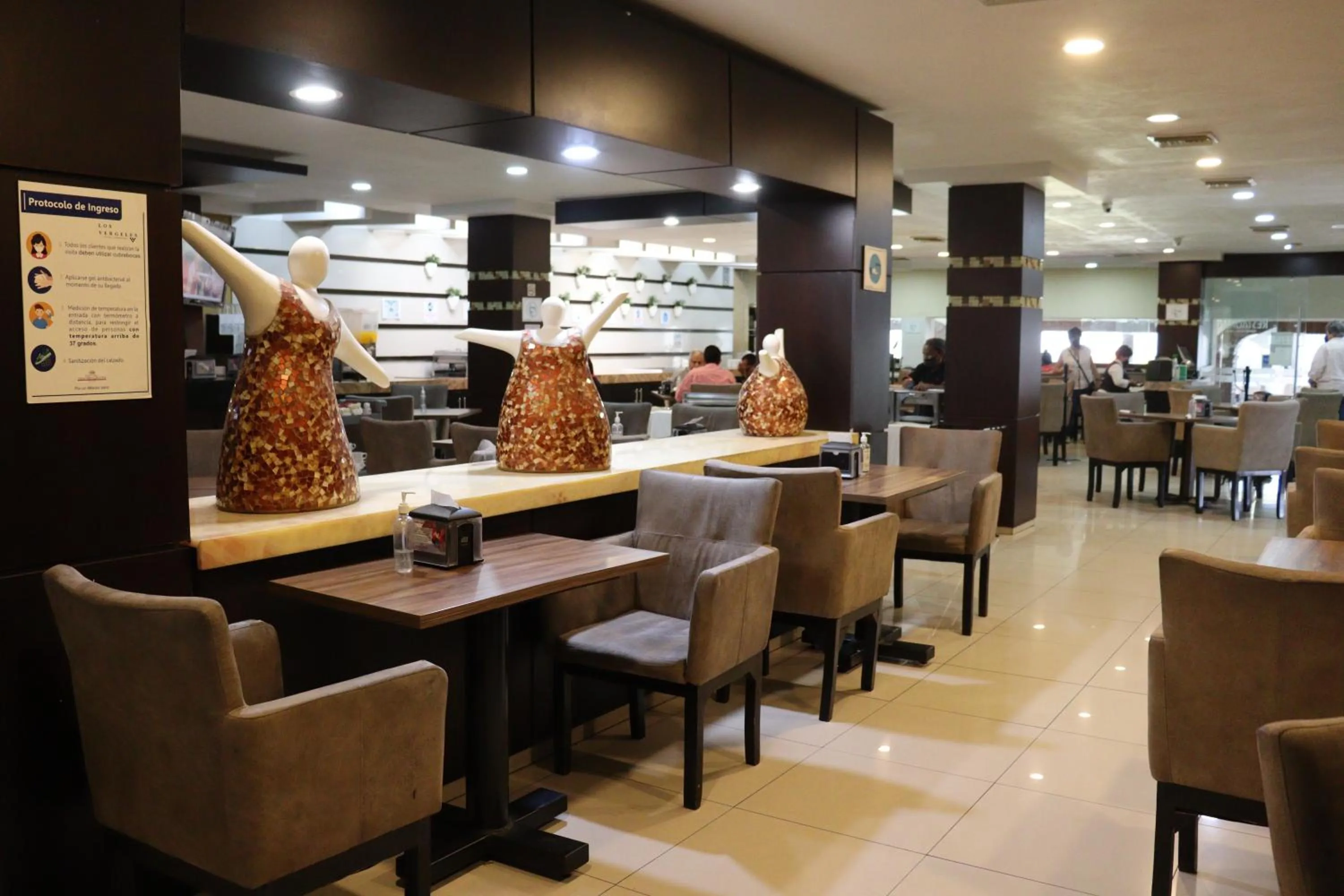 Restaurant/places to eat in Wyndham Garden Aguascalientes Hotel & Casino