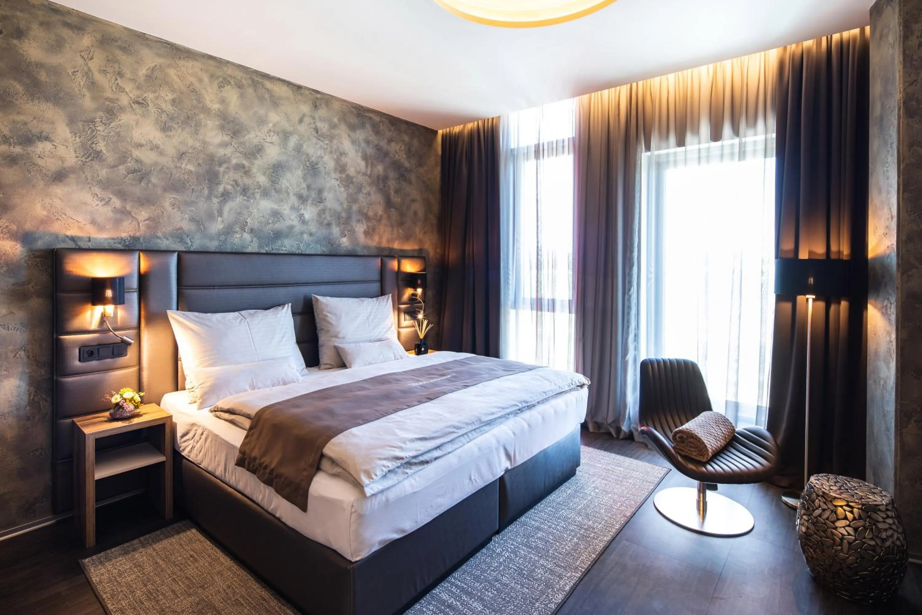 Bed in NUTREND World