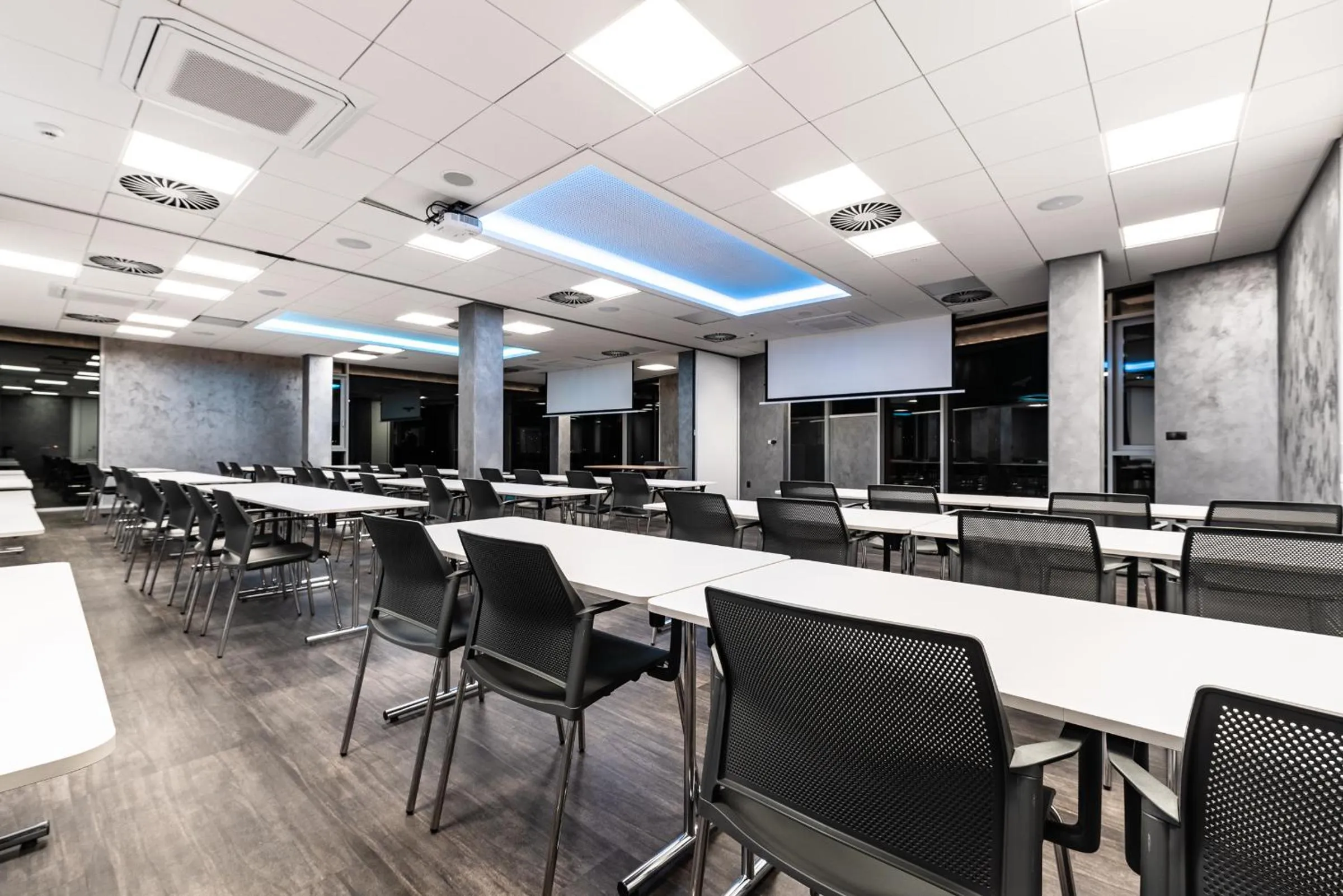 Business facilities in NUTREND World