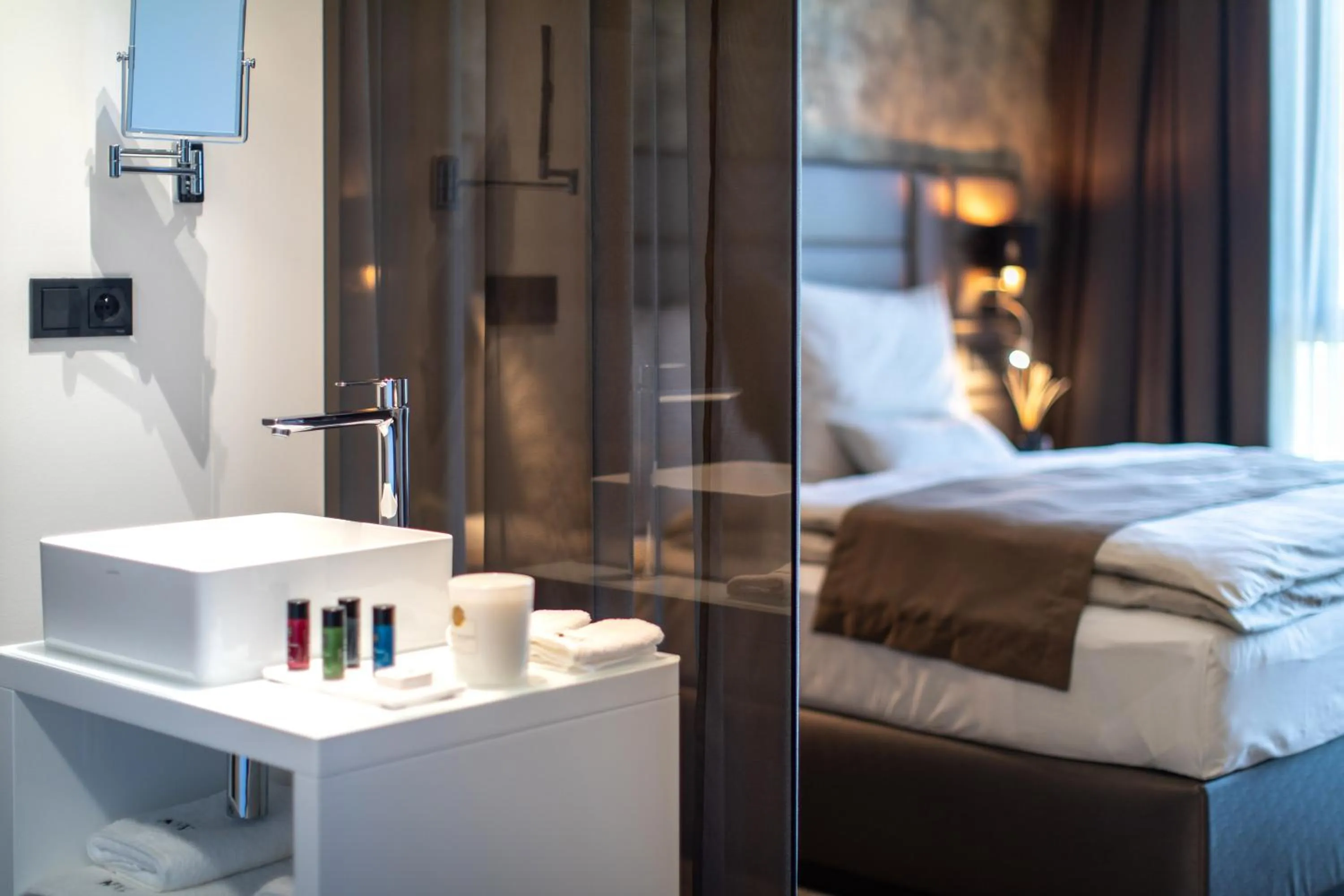 Bathroom, Bed in NUTREND World