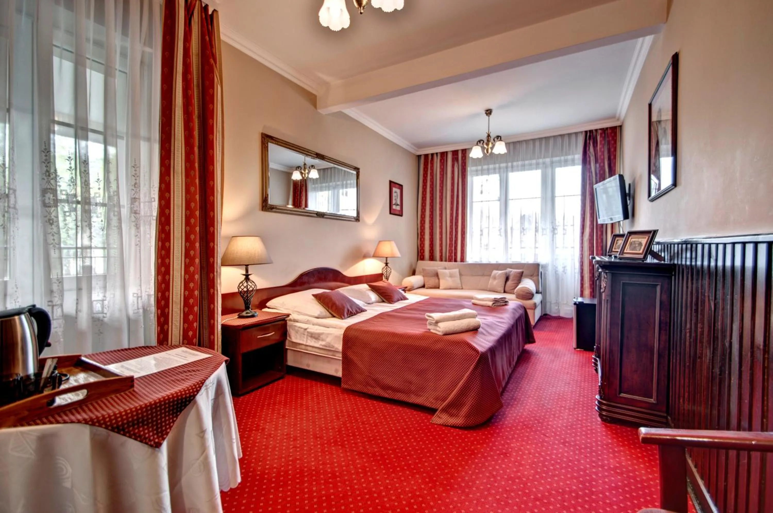 Photo of the whole room, Bed in Willa Roztoka