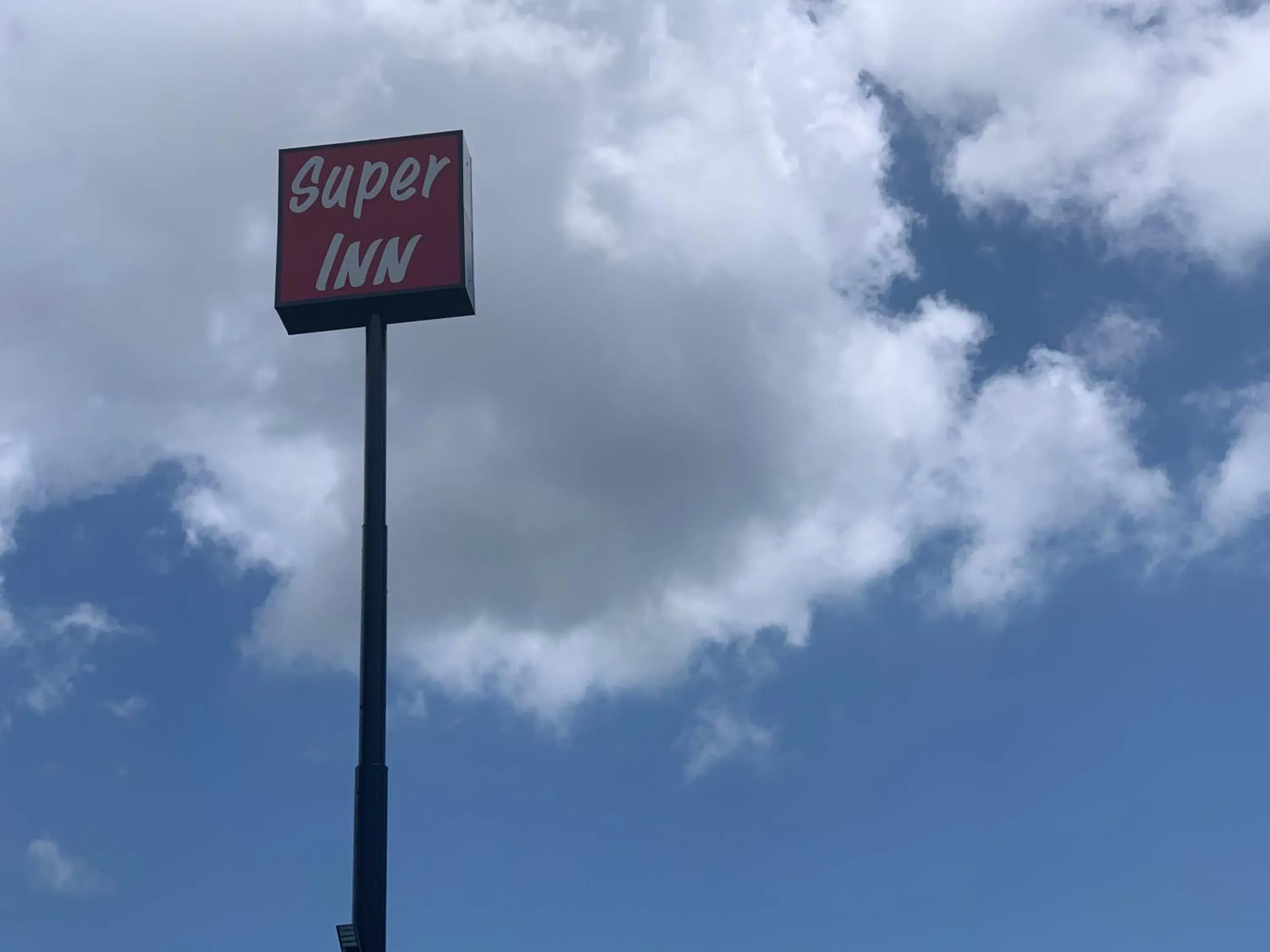 Super Inn