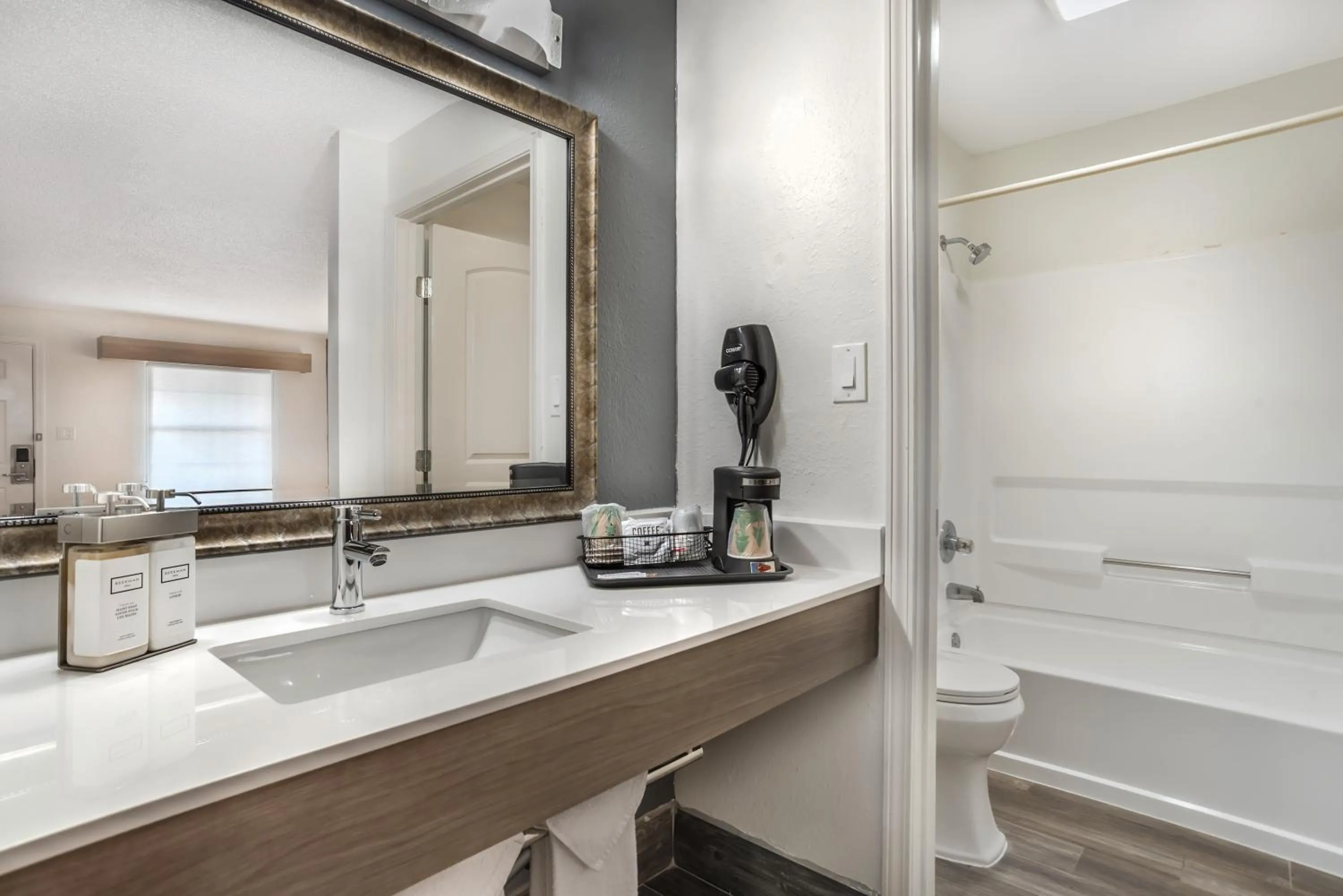 Bathroom in Key West Inn - Fairhope