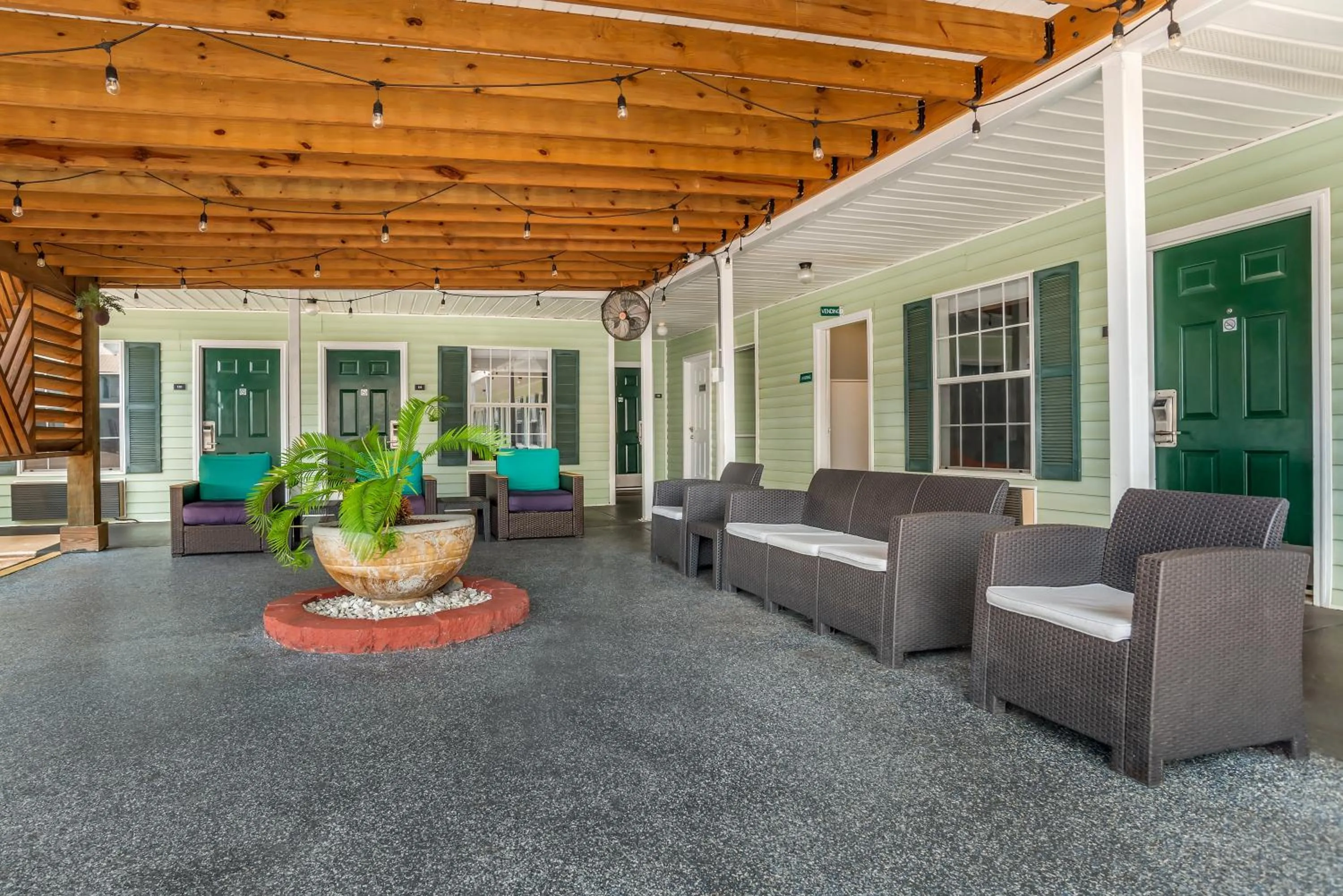 Patio in Key West Inn - Fairhope