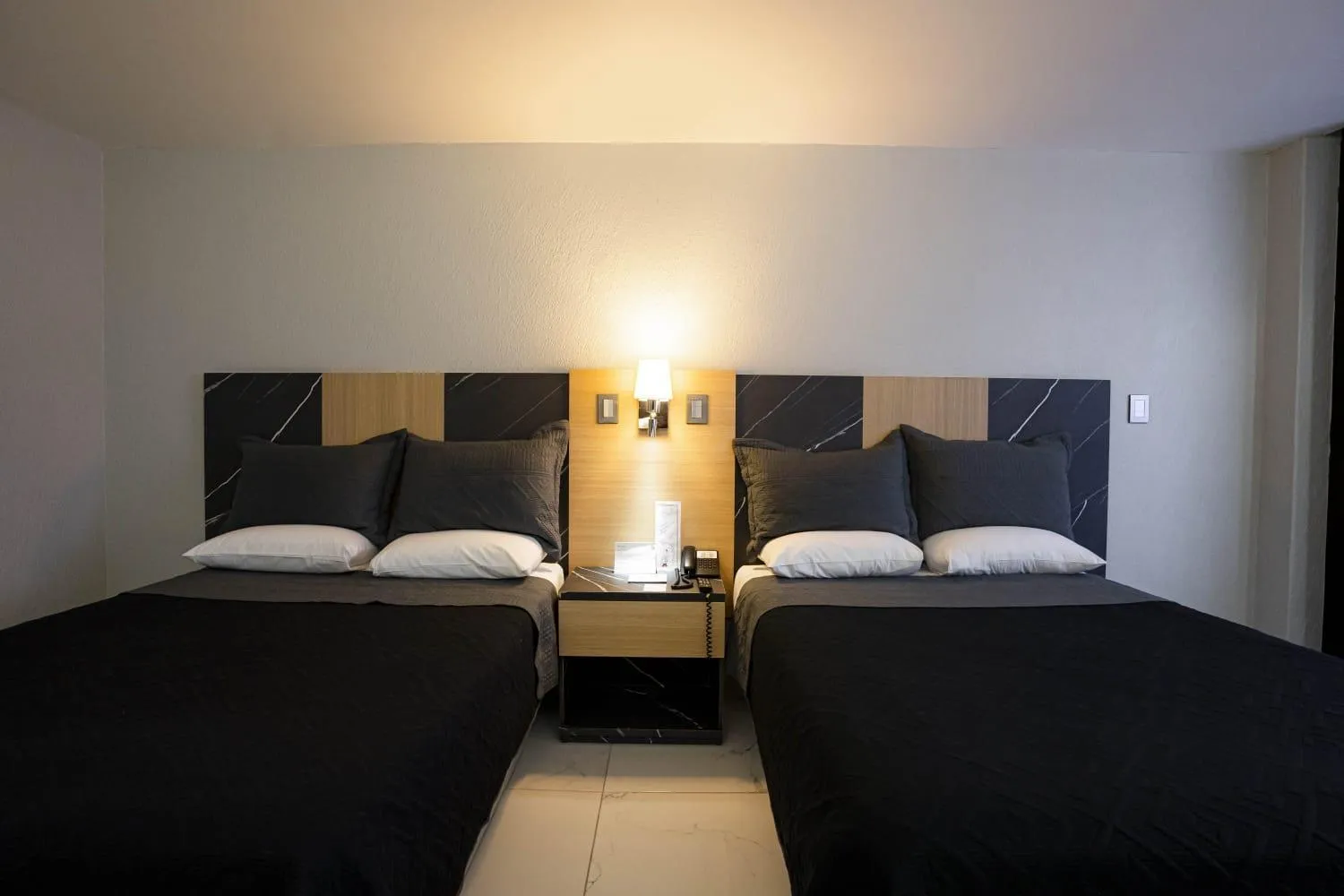 Bed in Hotel Real Plaza