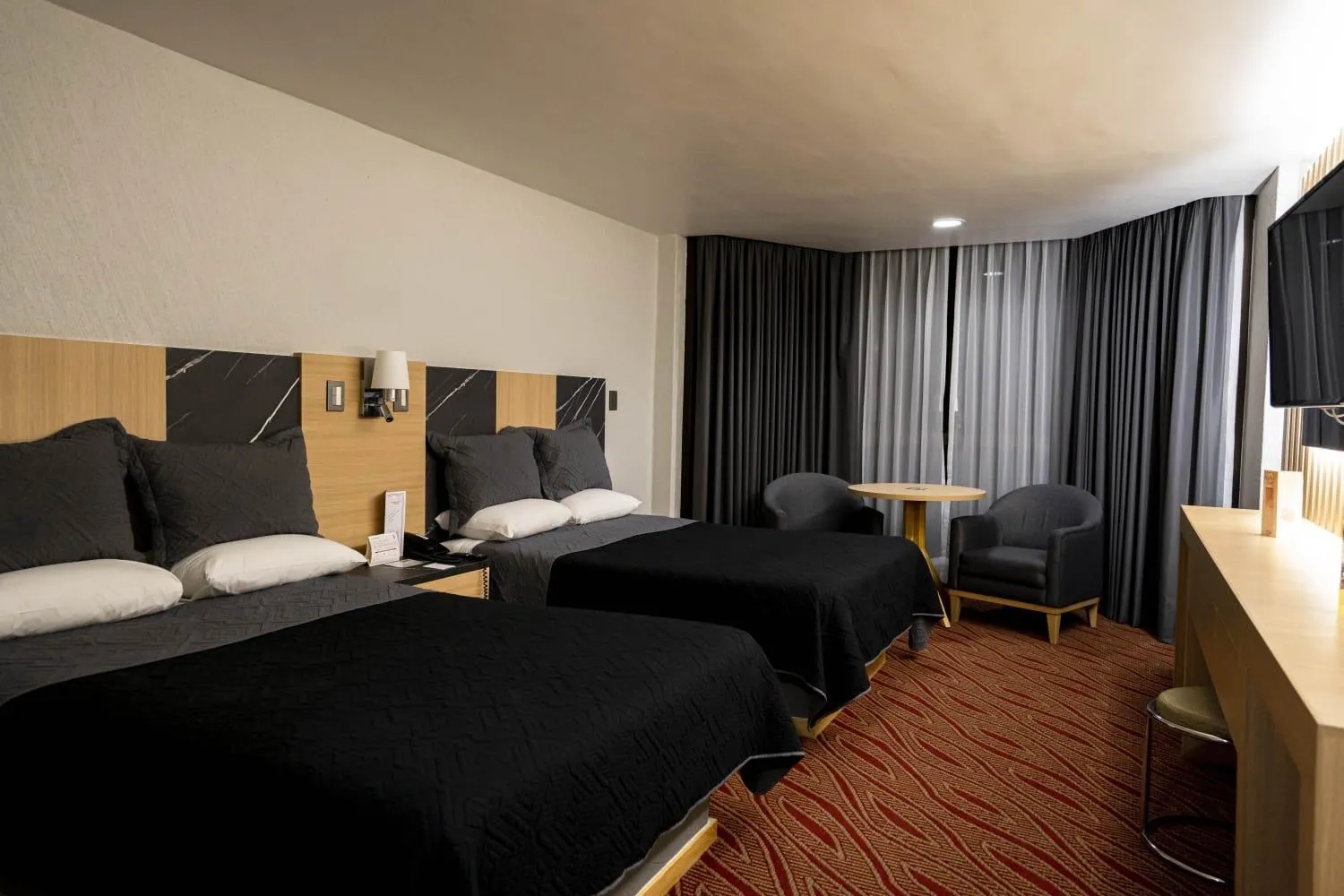 Bed in Hotel Real Plaza