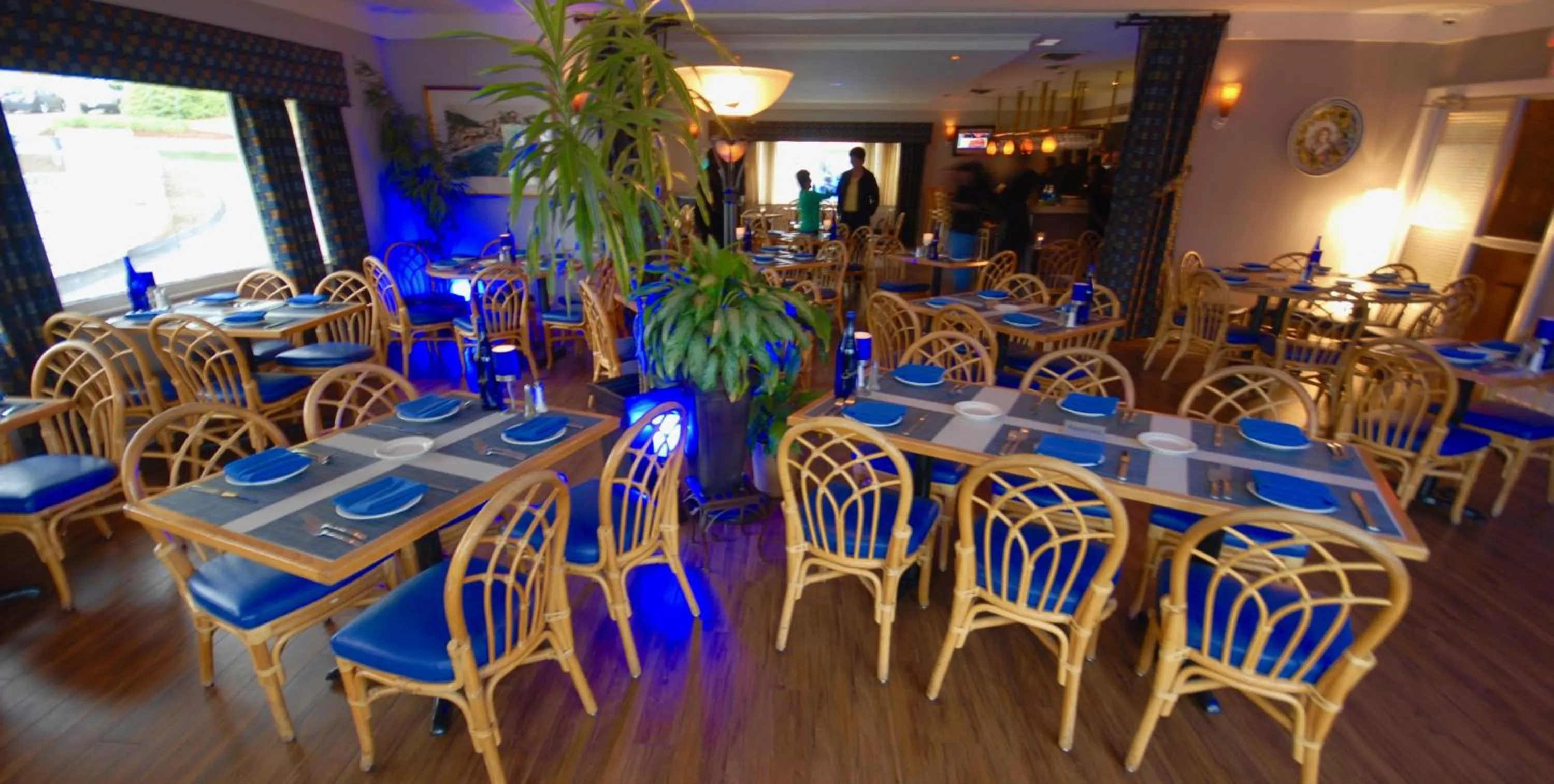 Restaurant/places to eat in NASWA Resort