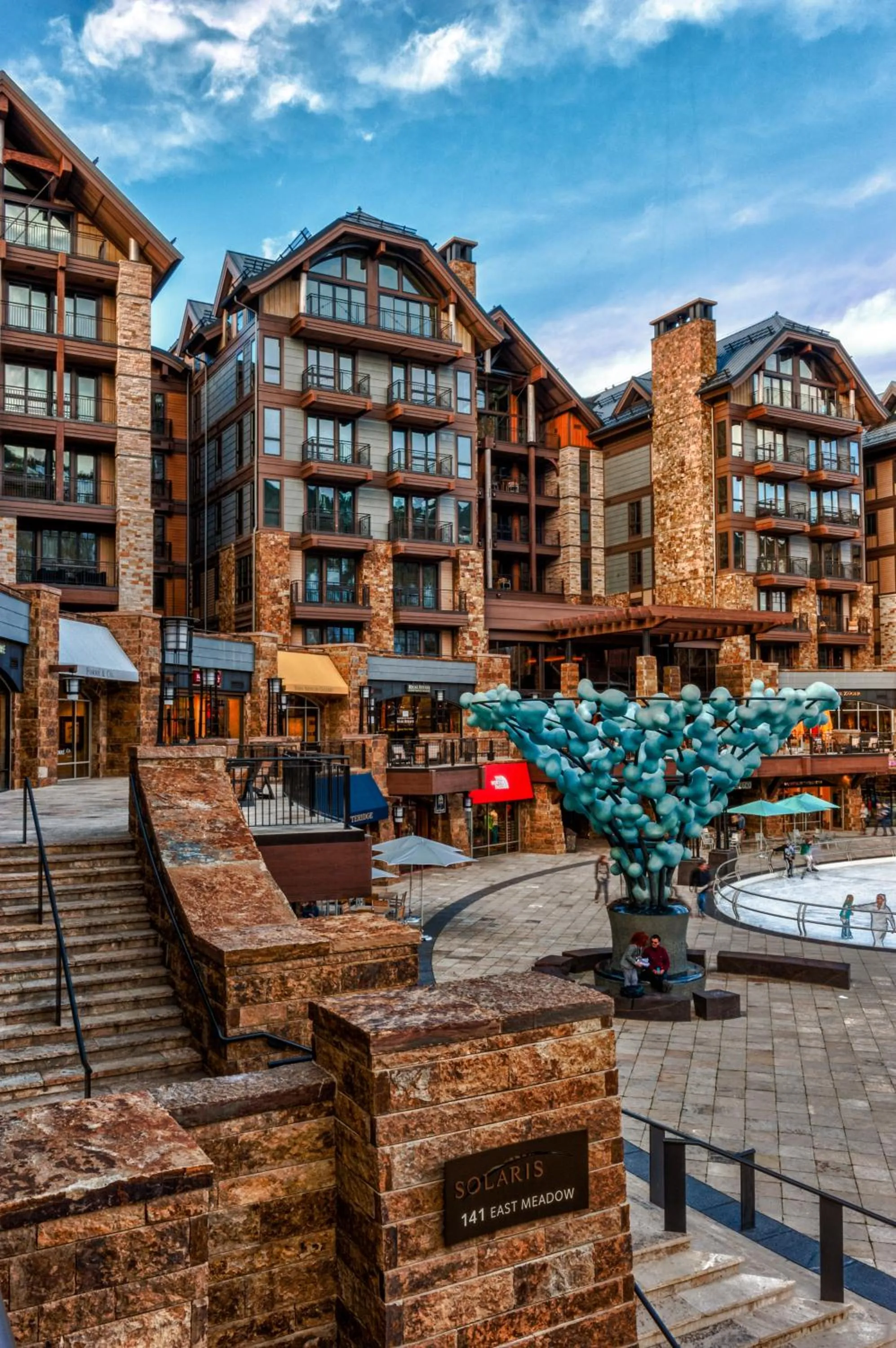 Day in Solaris Residences