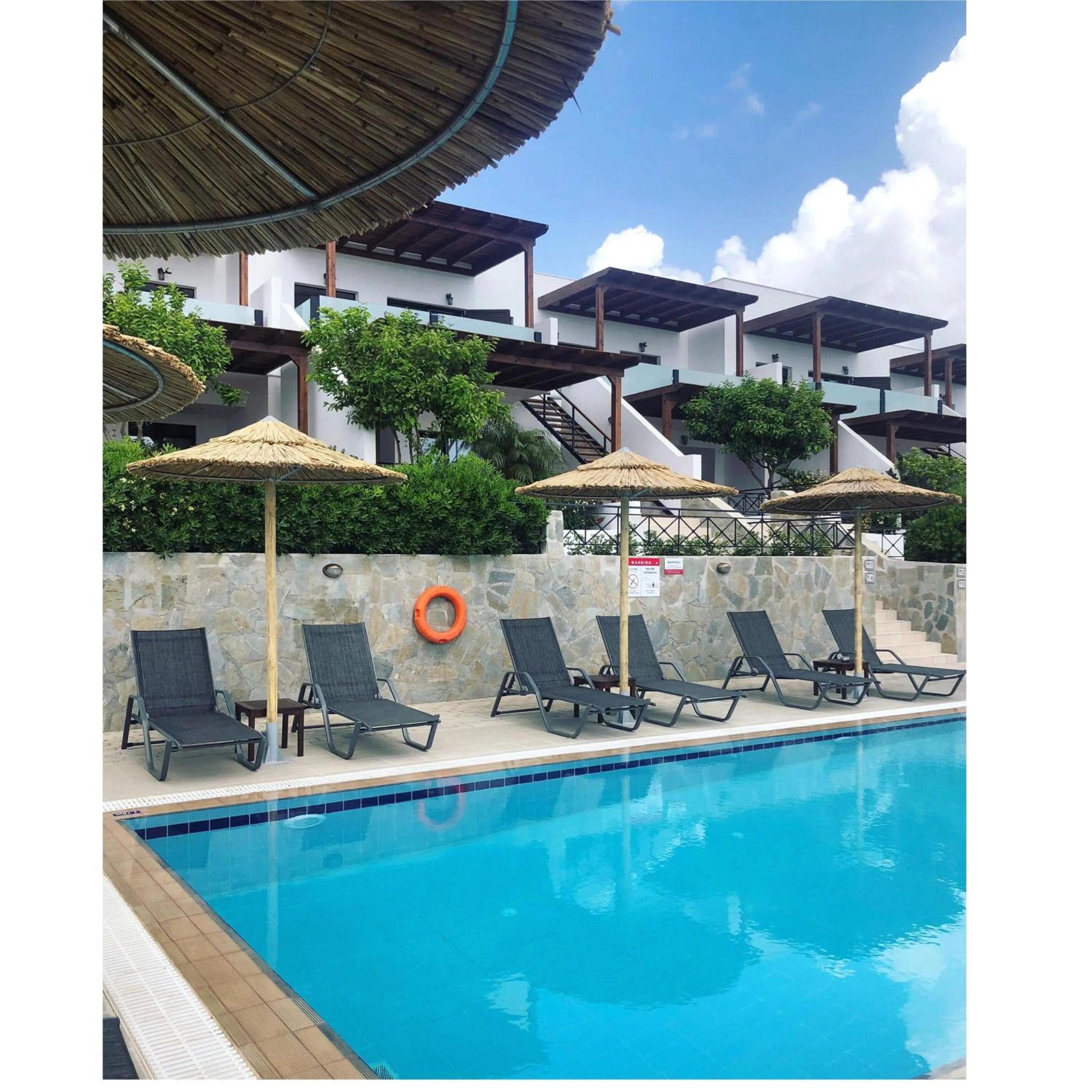 Southern Dreams Apartments