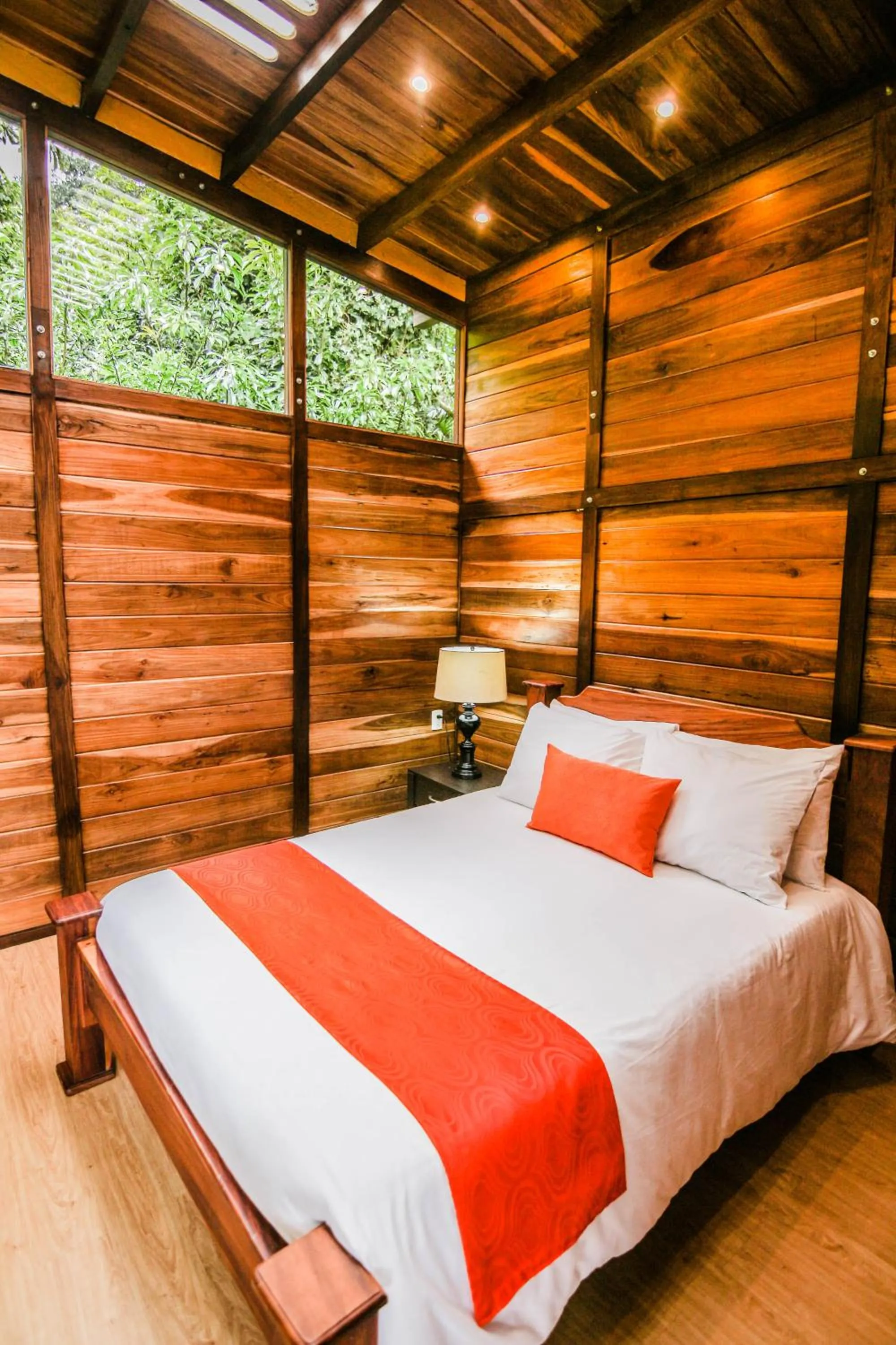 Bedroom, Bed in Casa Higueron