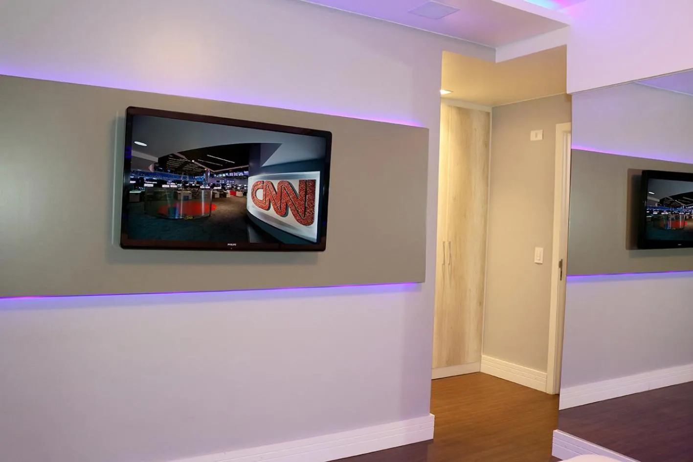 TV and multimedia in Hotel Praia Grande Niterói