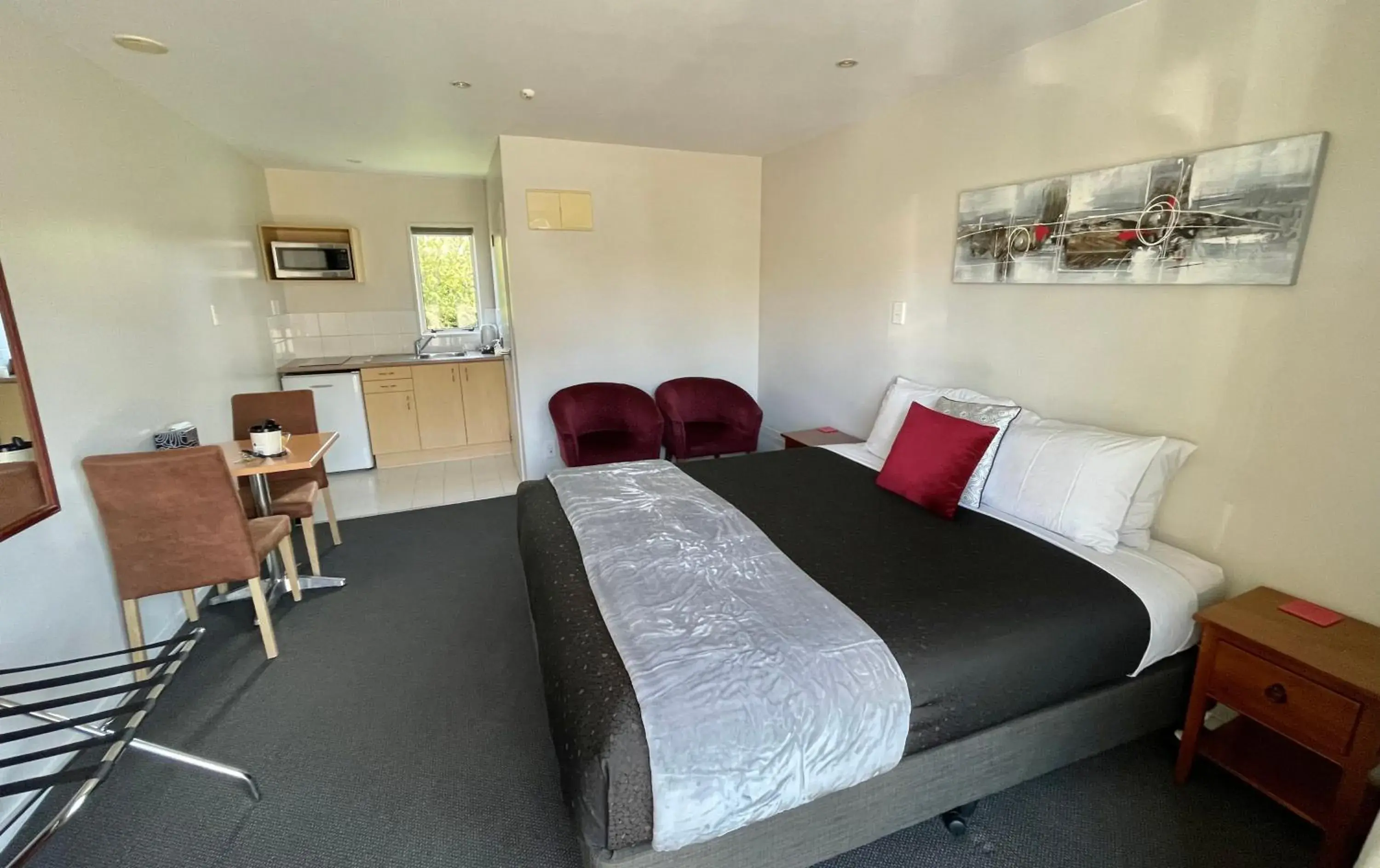 Bed in Amalfi Motor Lodge Bed in Amalfi Motor Lodge