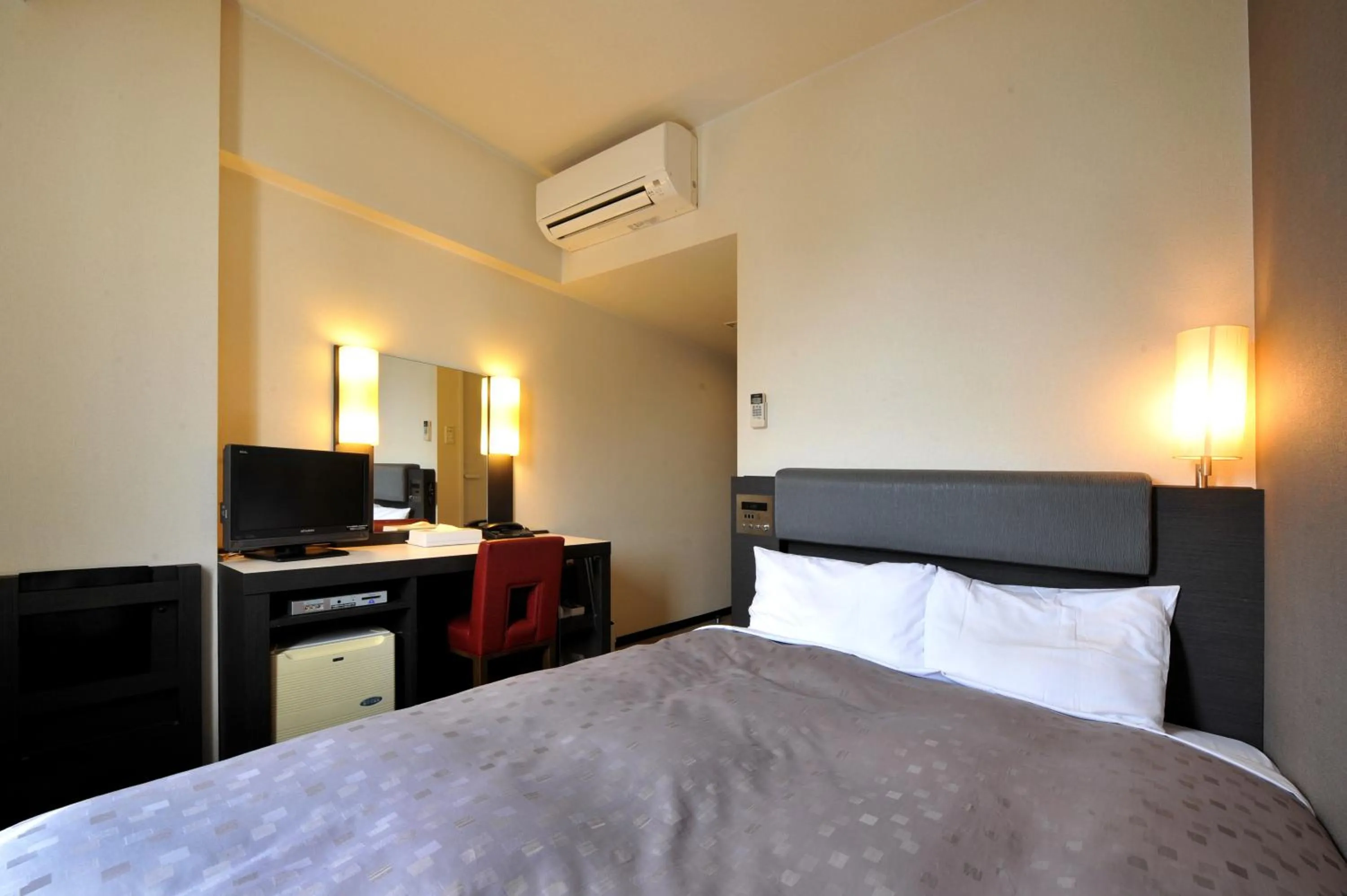 Double Room - single occupancy - Non-Smoking  in Sanco Inn Shizuoka Kitaguchi