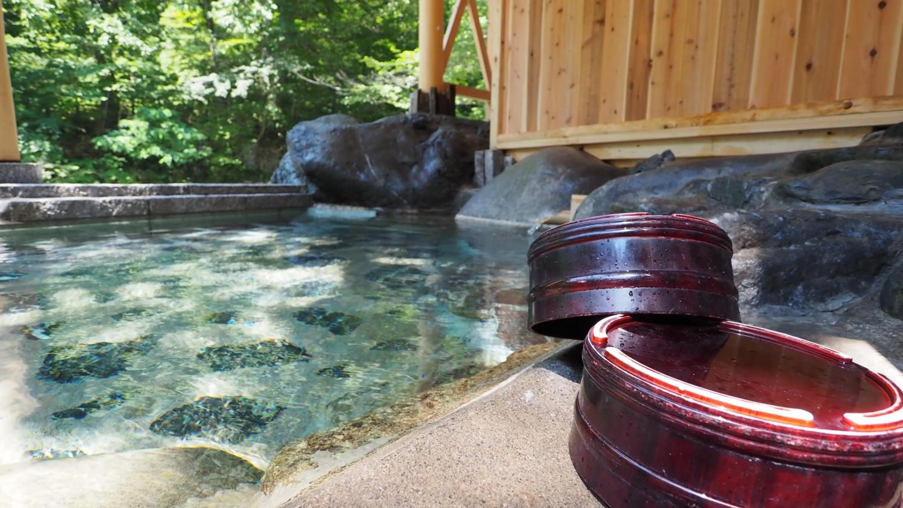 Open Air Bath in Kinseikan Seseragi