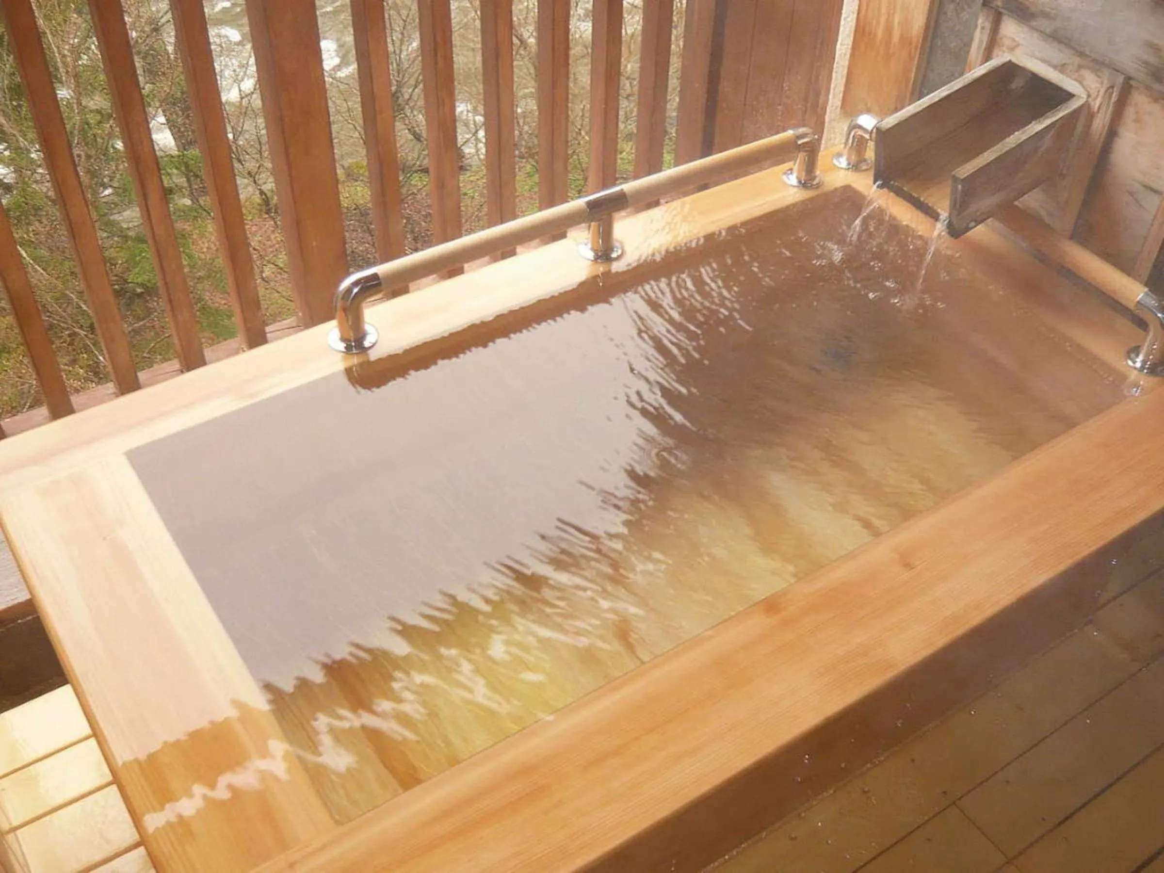 Open Air Bath in Kinseikan Seseragi