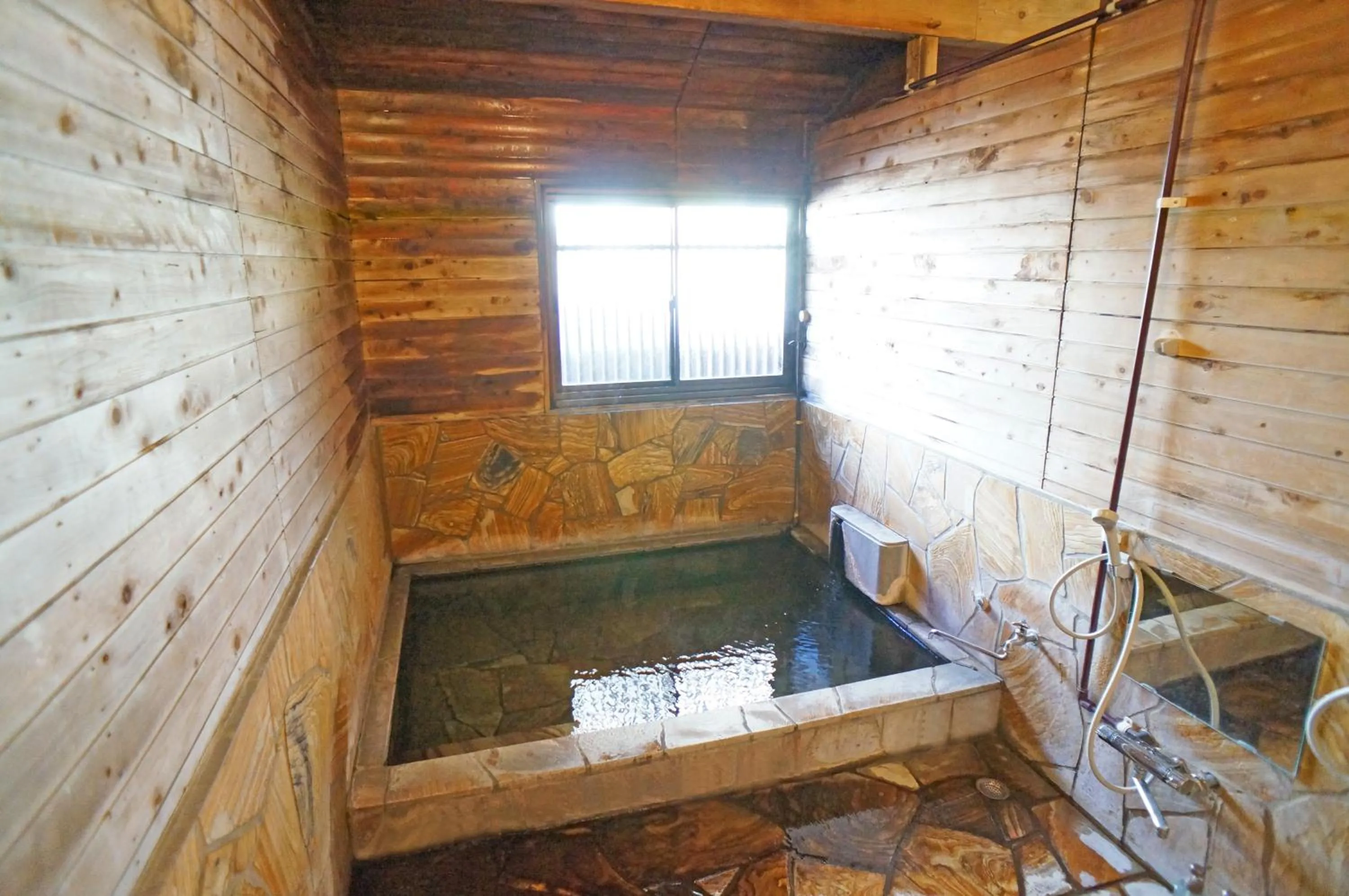 Hot Spring Bath in Yufu Ryochiku