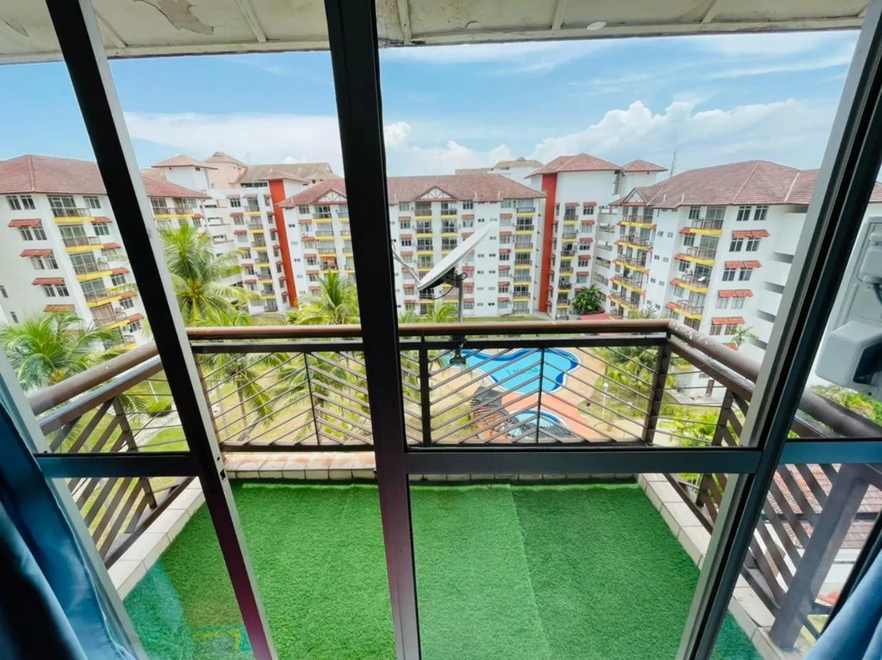 PD Laguna Resort Holiday