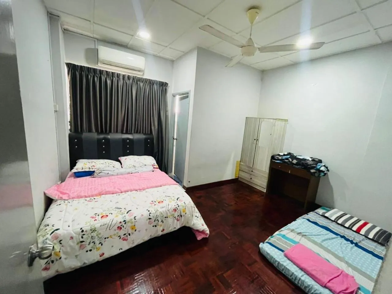 Bed in PD Laguna Resort Holiday