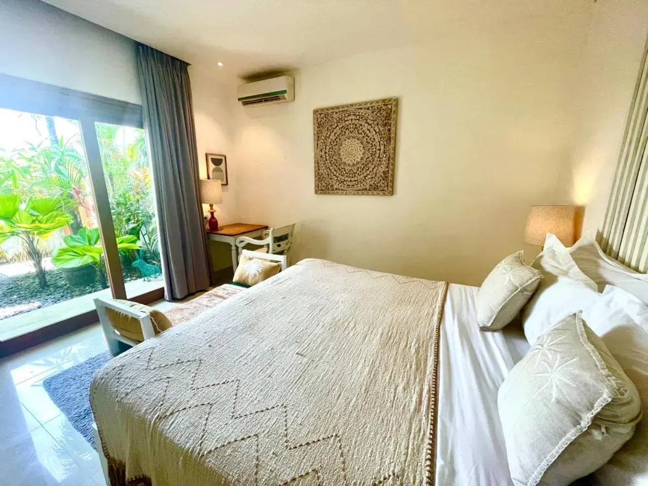 Bedroom, Bed in La Belle Villa Bedroom, Bed in La Belle Villa