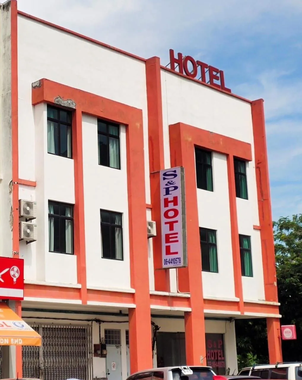 S&P Hotel