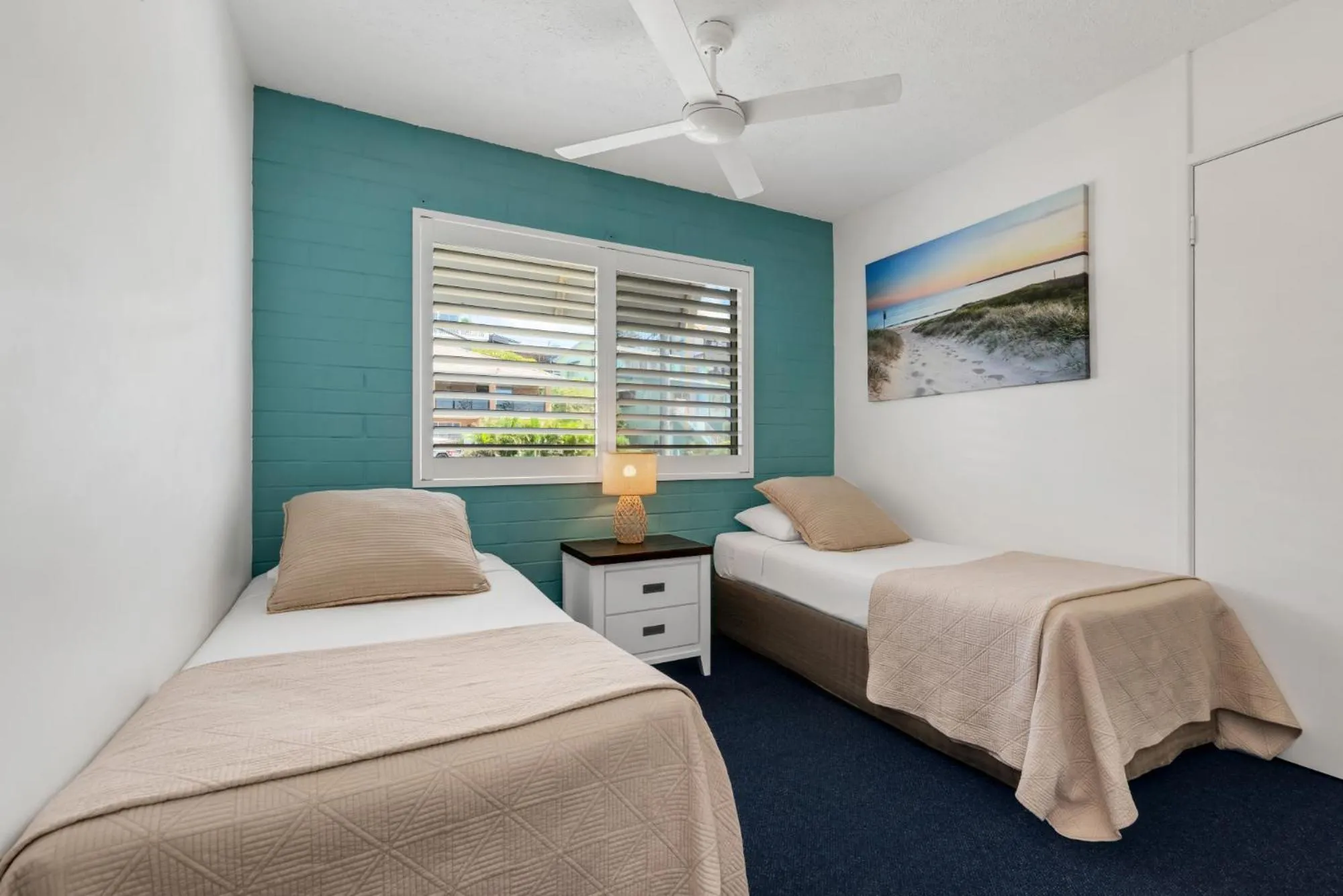 Bedroom, Bed in Surf Dance Apartments